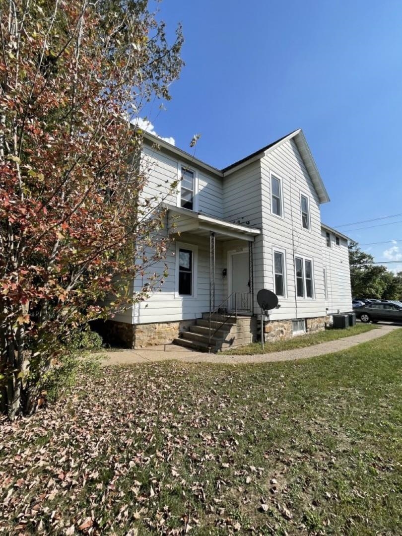 2257 Main Street Property Photo 10
