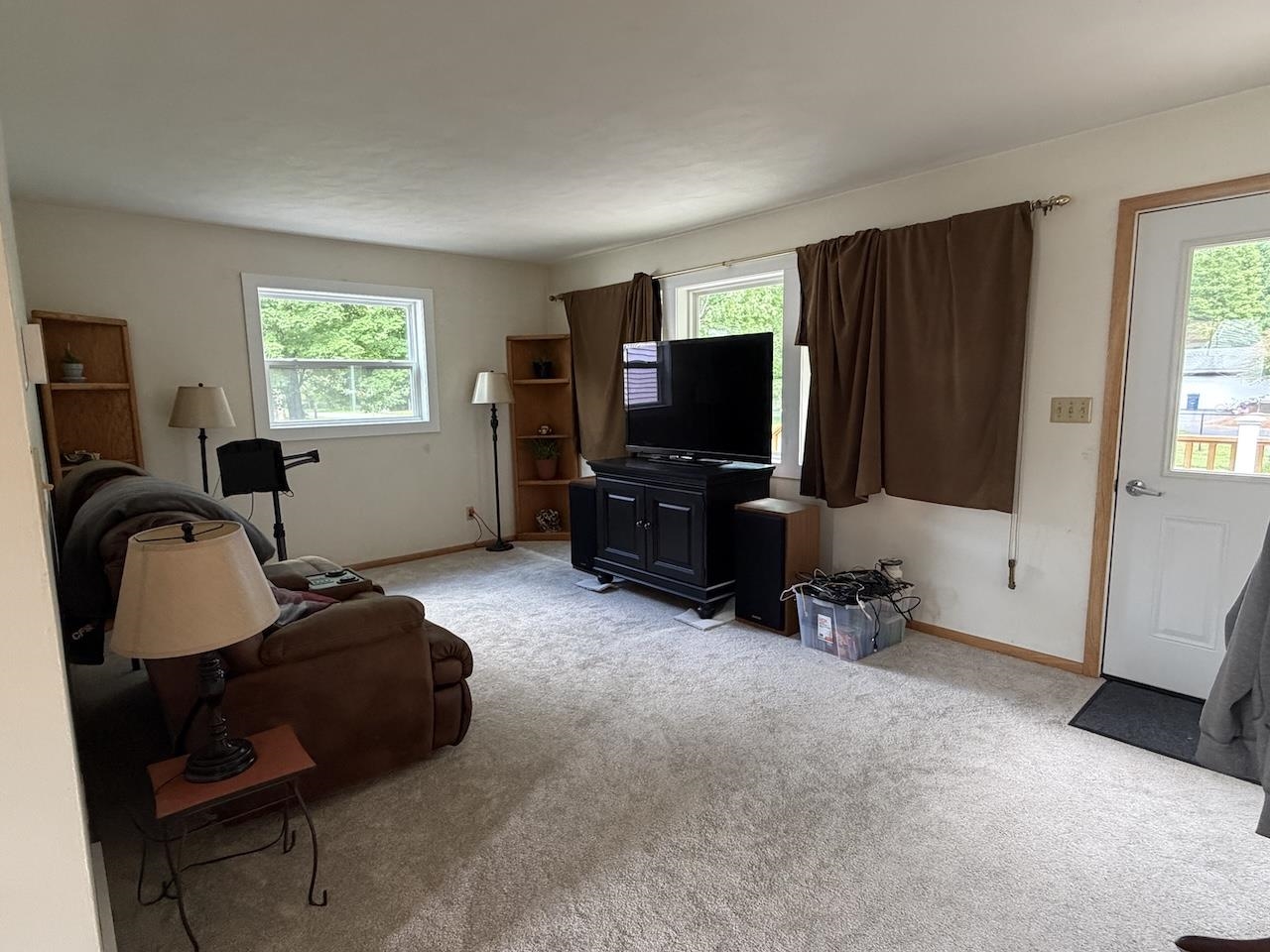 156979 Schroeder Drive Property Photo 4