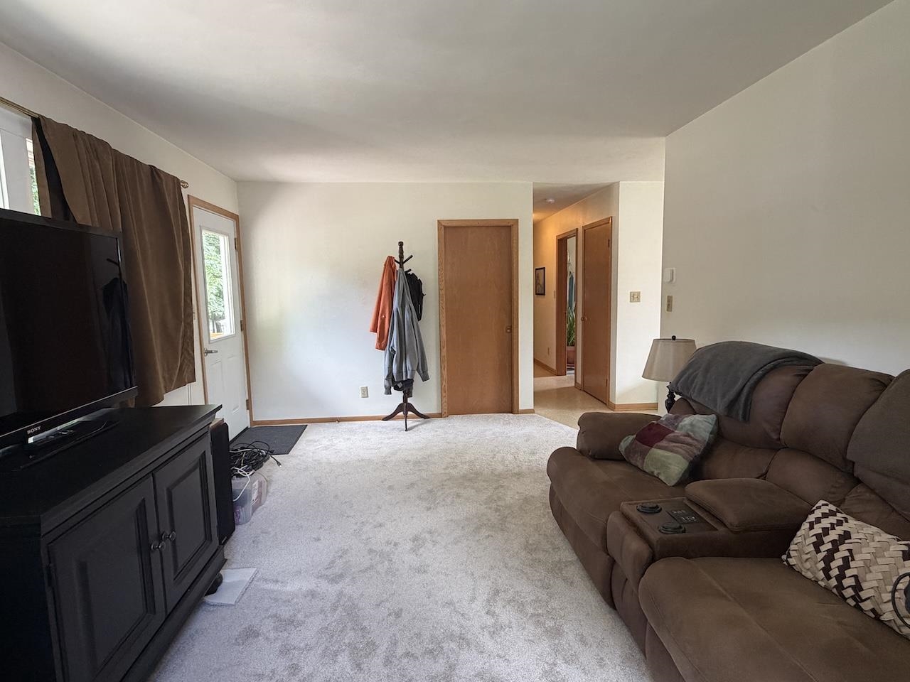 156979 Schroeder Drive Property Photo 5