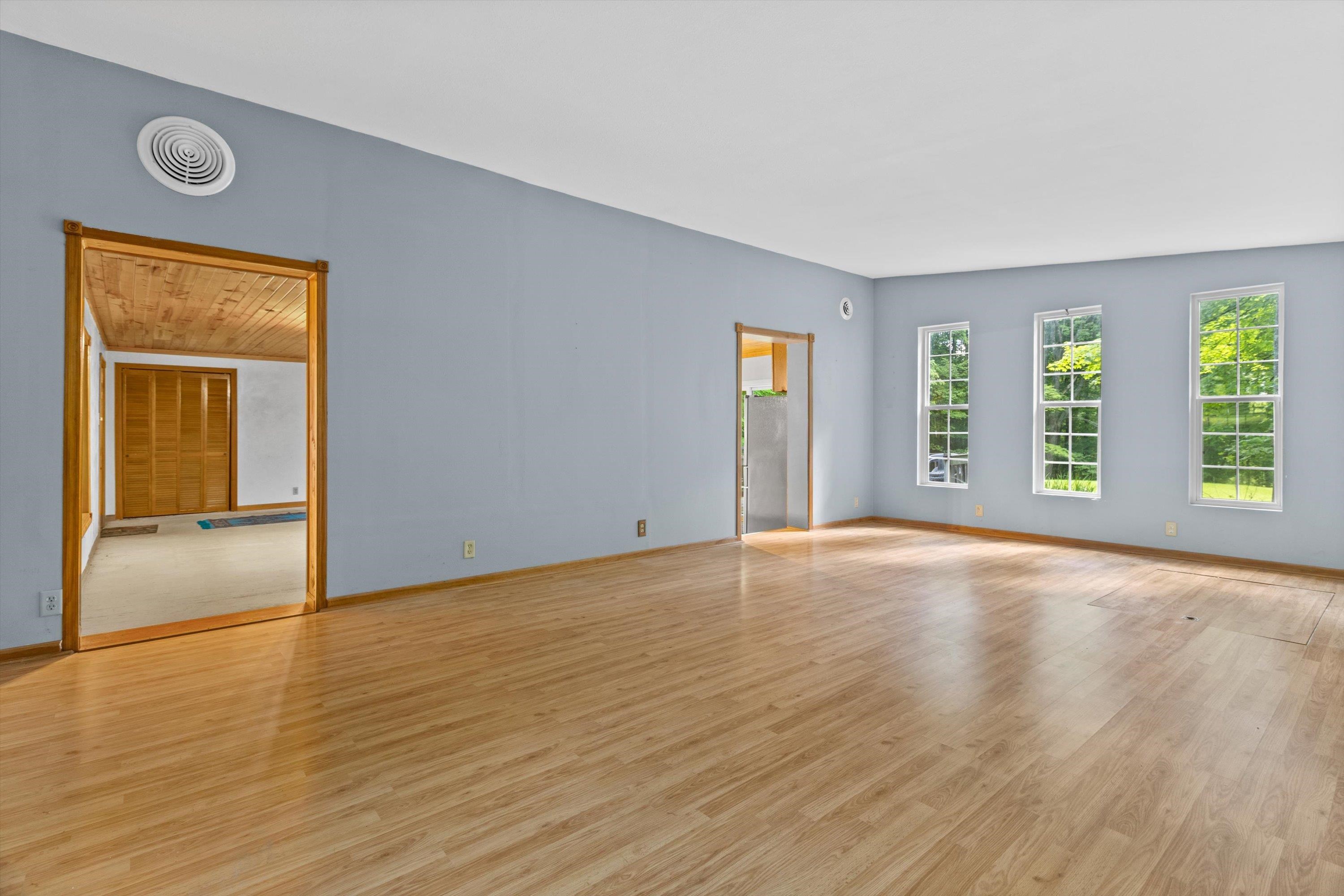 157245 Batten Drive Property Photo 13