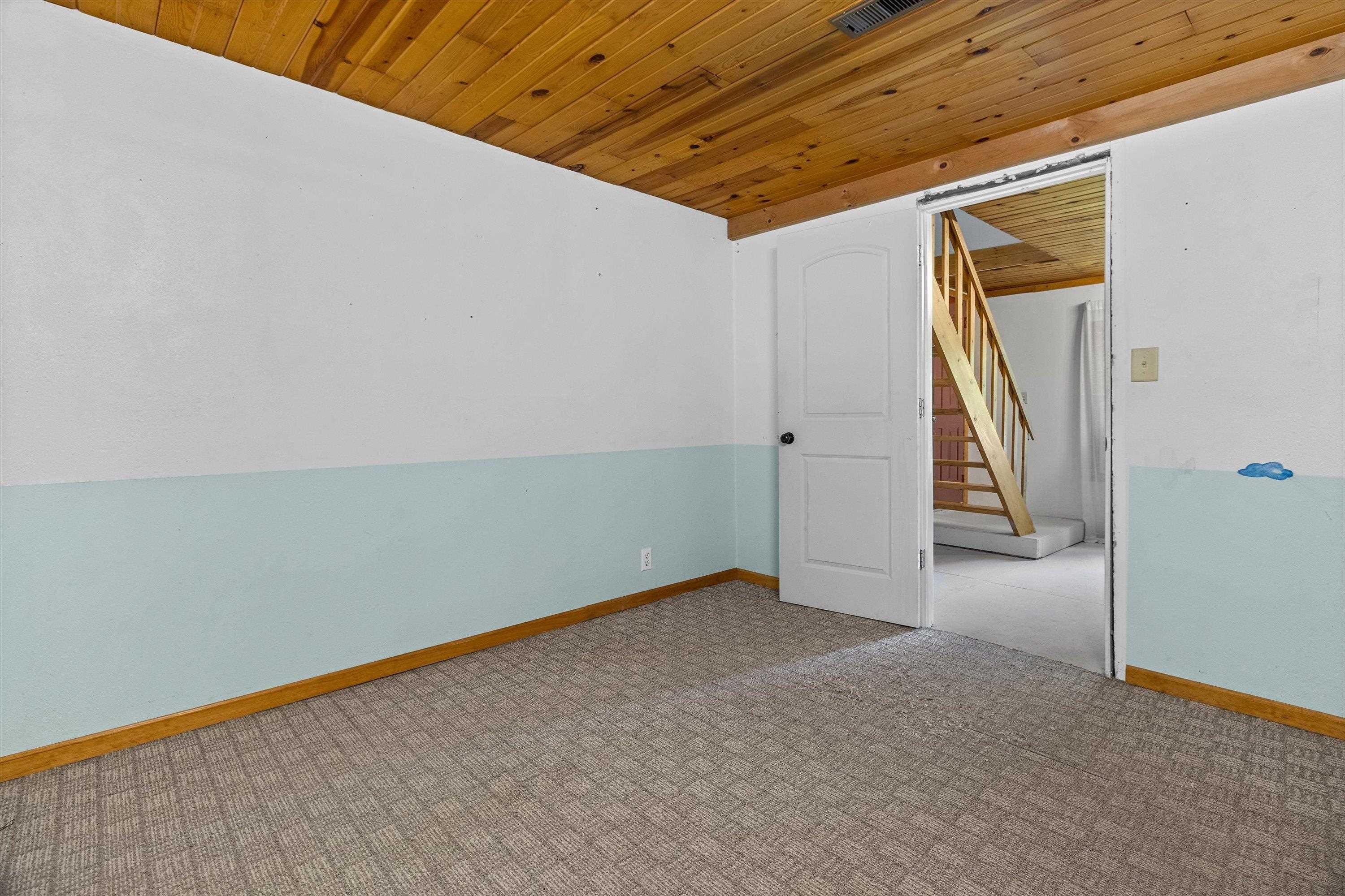 157245 Batten Drive Property Photo 15