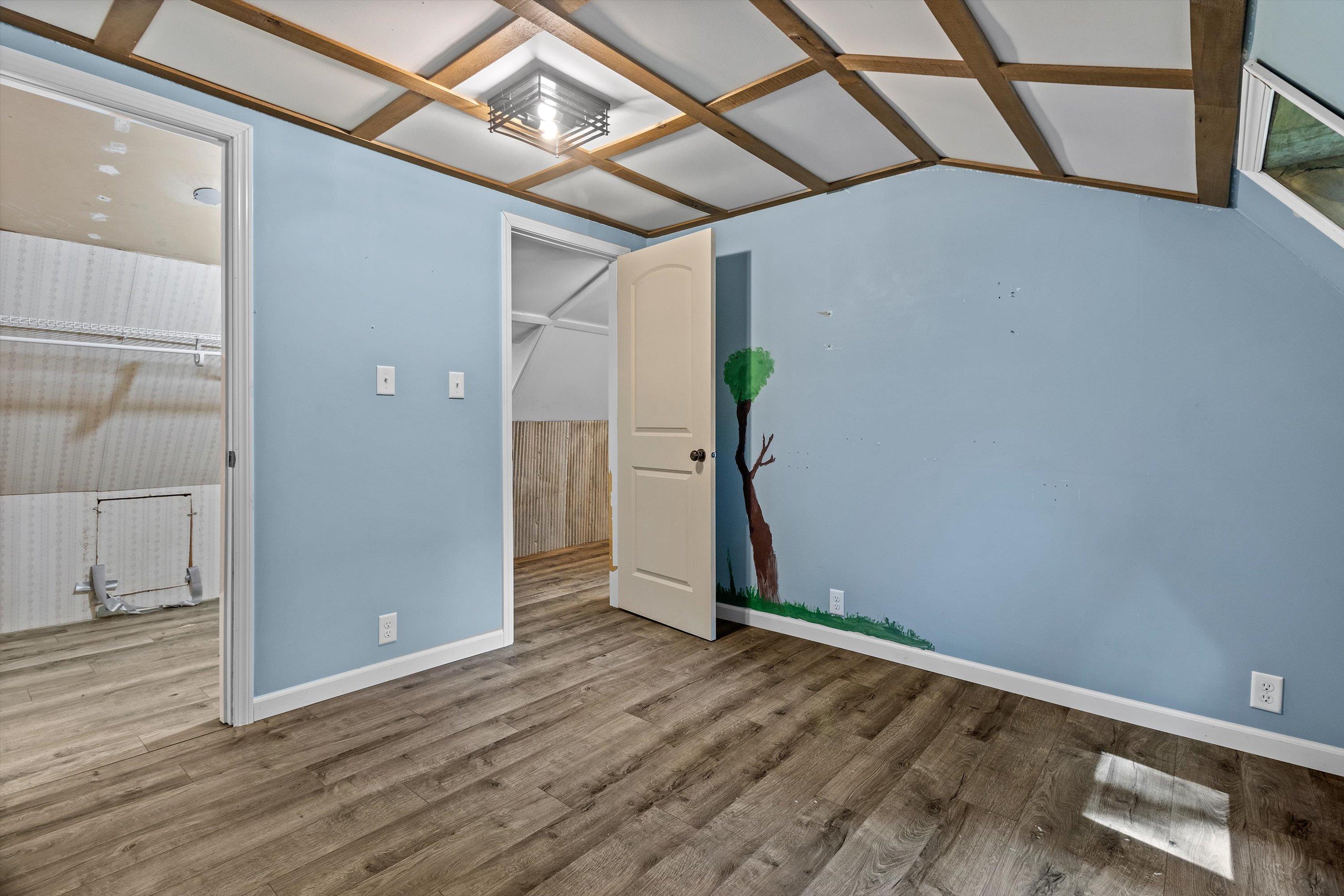 157245 Batten Drive Property Photo 21