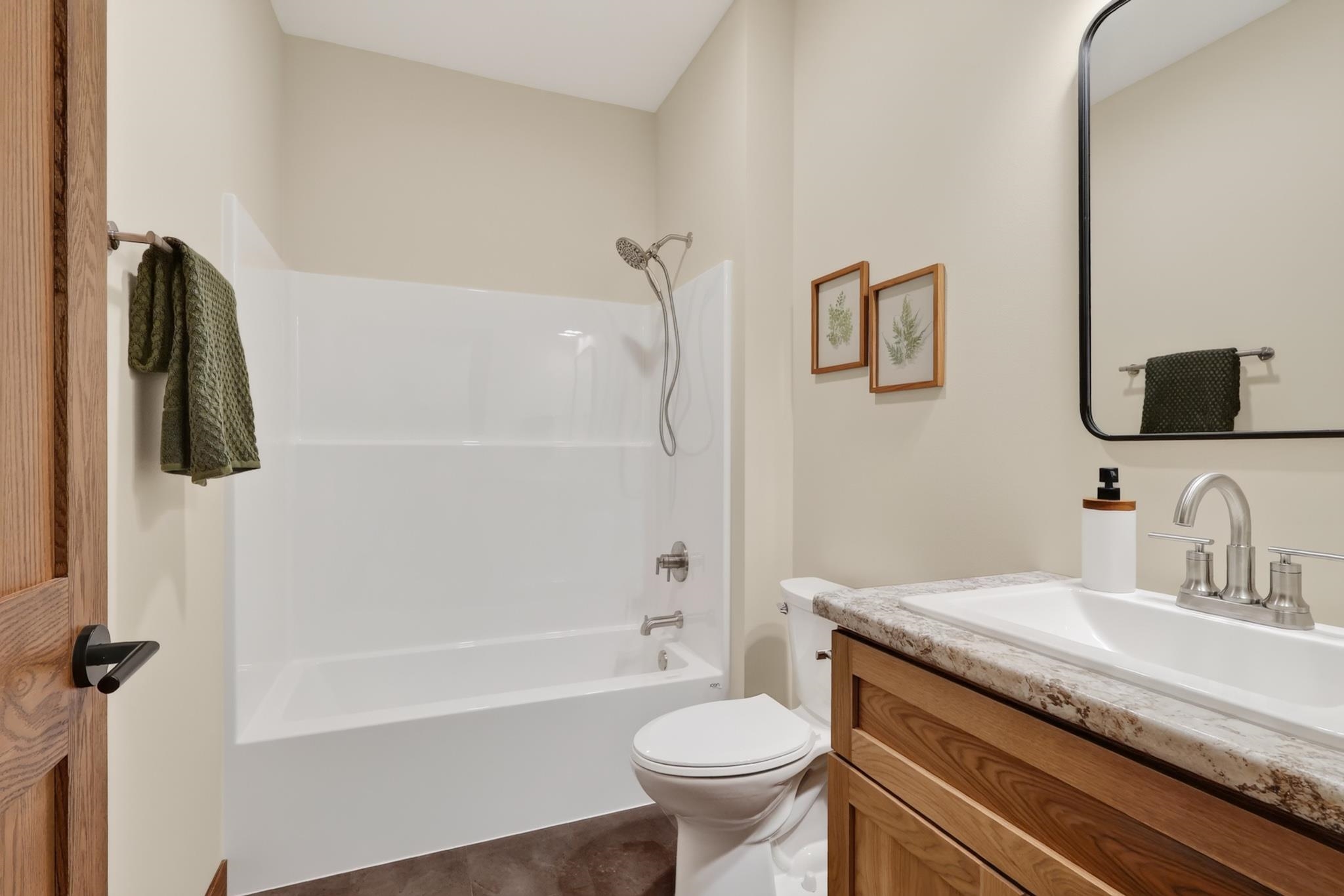 3306 Bennington Court Property Photo 6