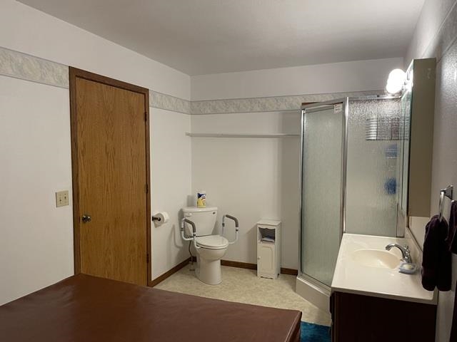 10717 Cary Rock Drive Property Photo 12