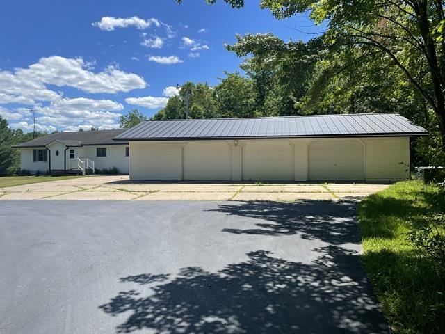 10717 Cary Rock Drive Property Photo 25