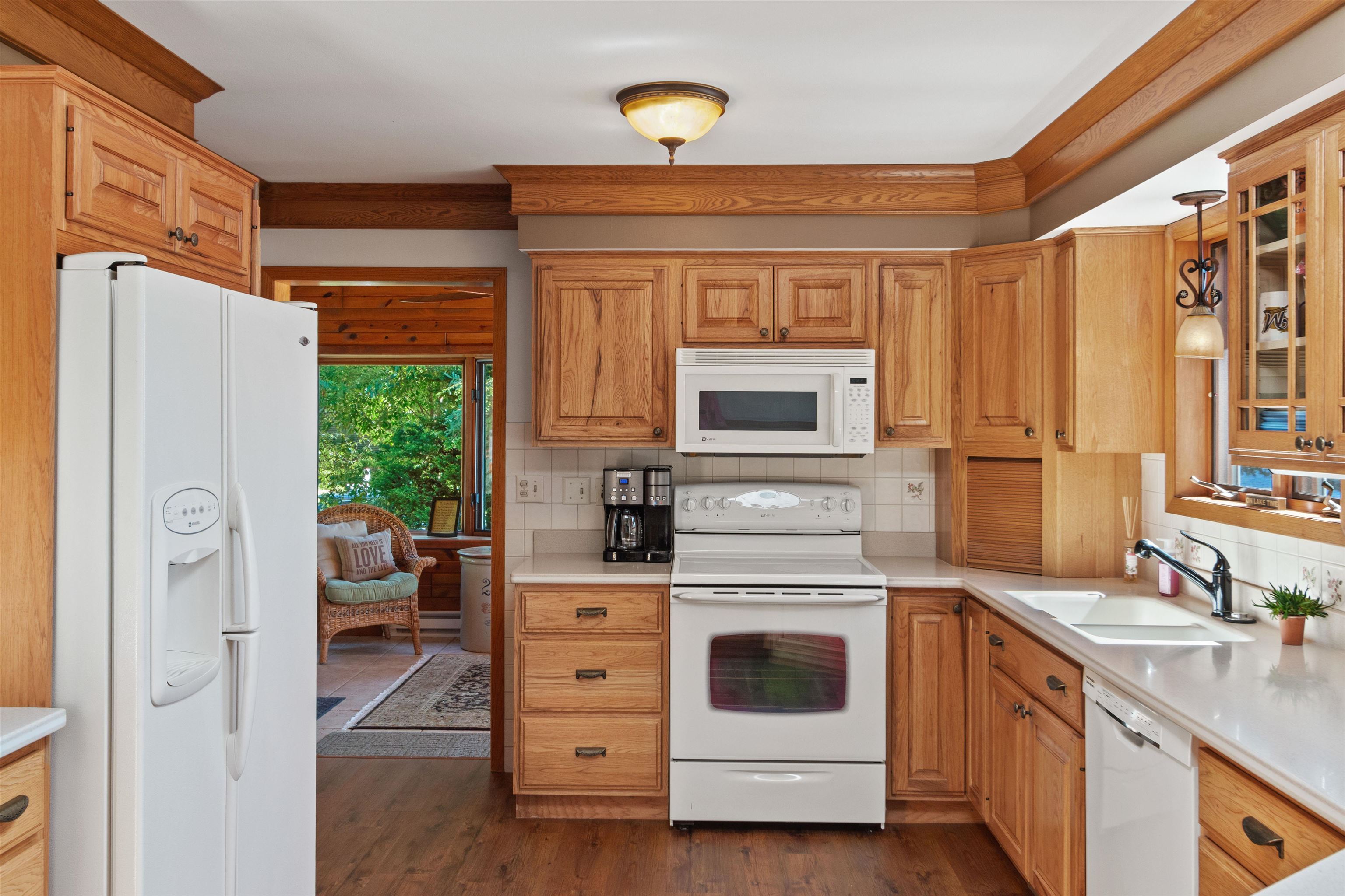 202347 Dubay Drive Property Photo 10