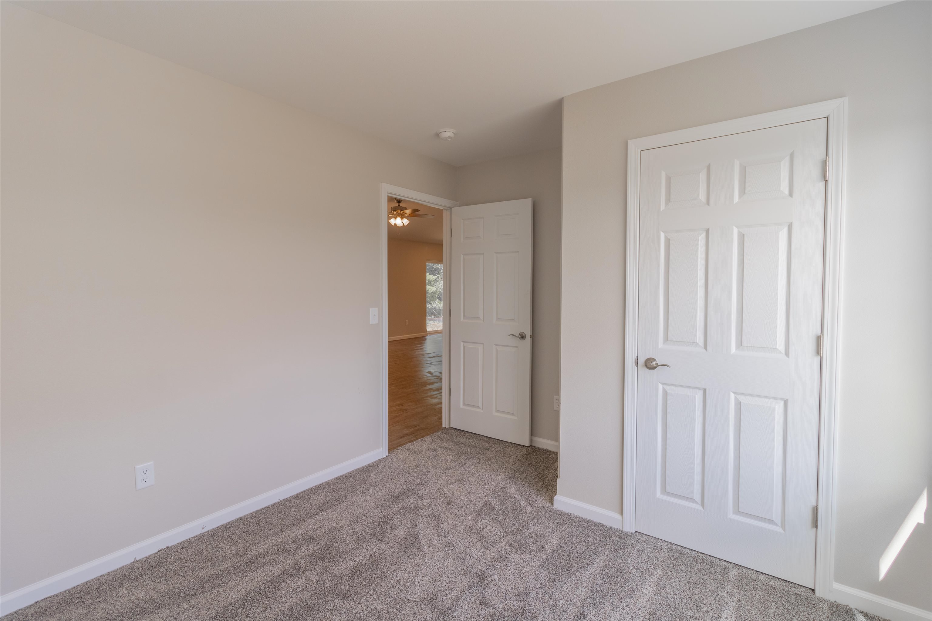 5526 Forest Creek Road Property Photo 18
