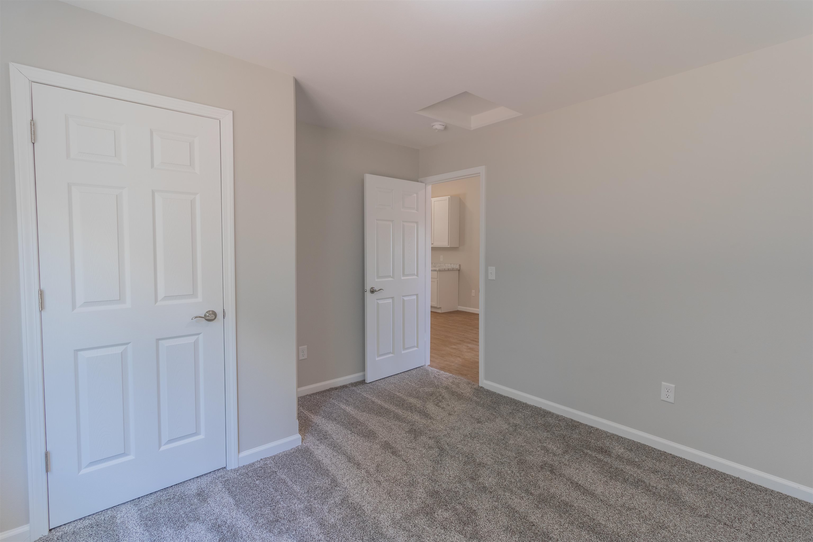 5526 Forest Creek Road Property Photo 20