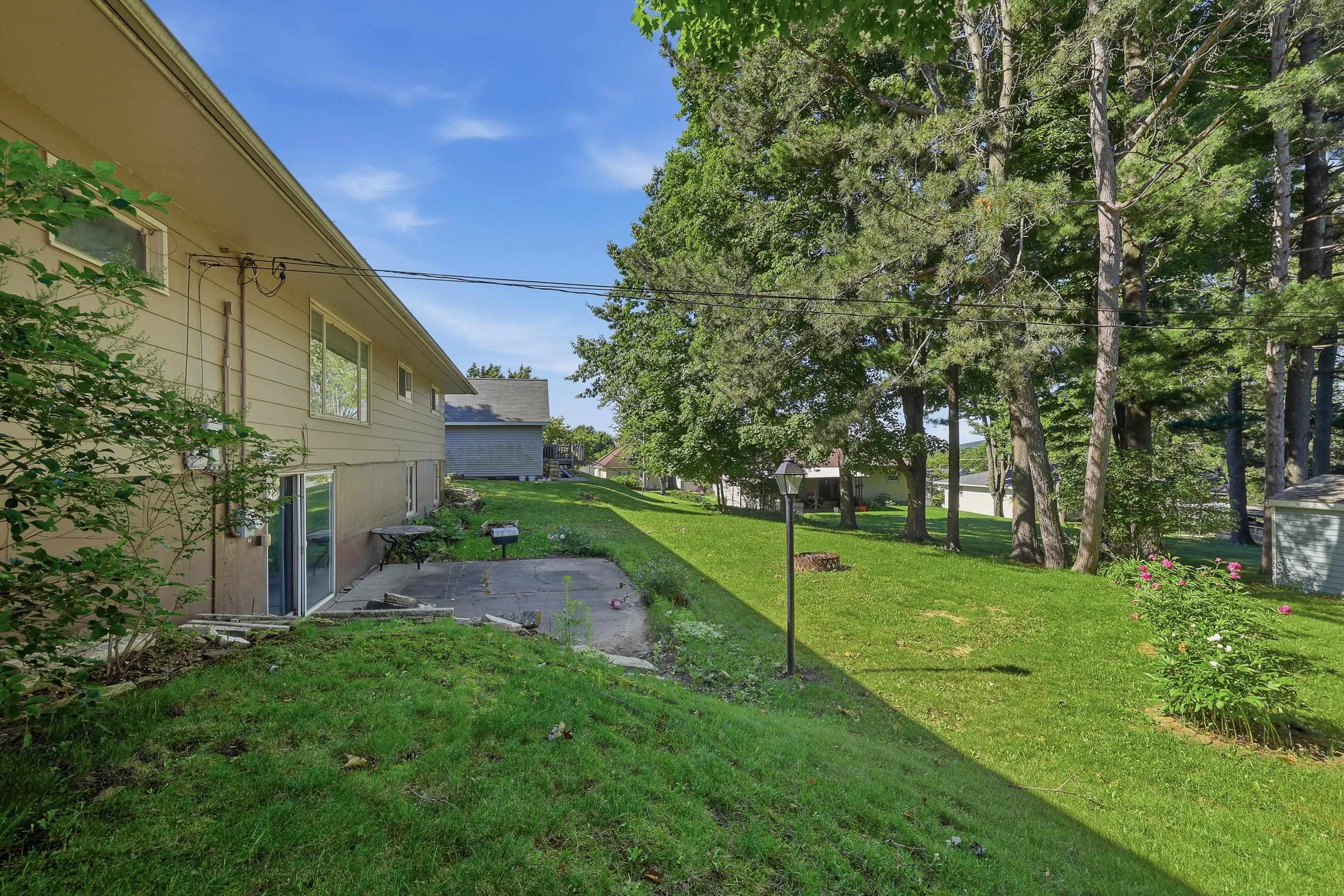 908 S 11th Street Property Photo 40