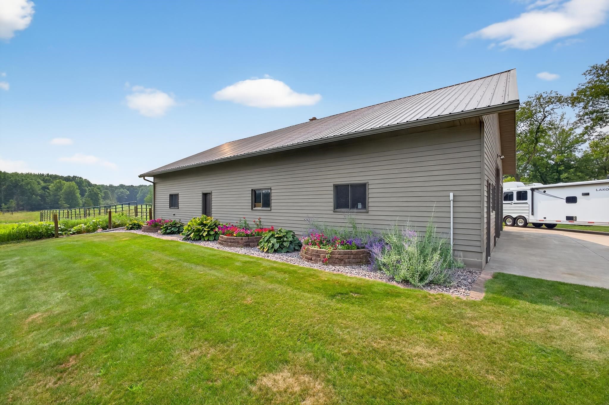 5087 Yellowstone Drive Property Photo 17