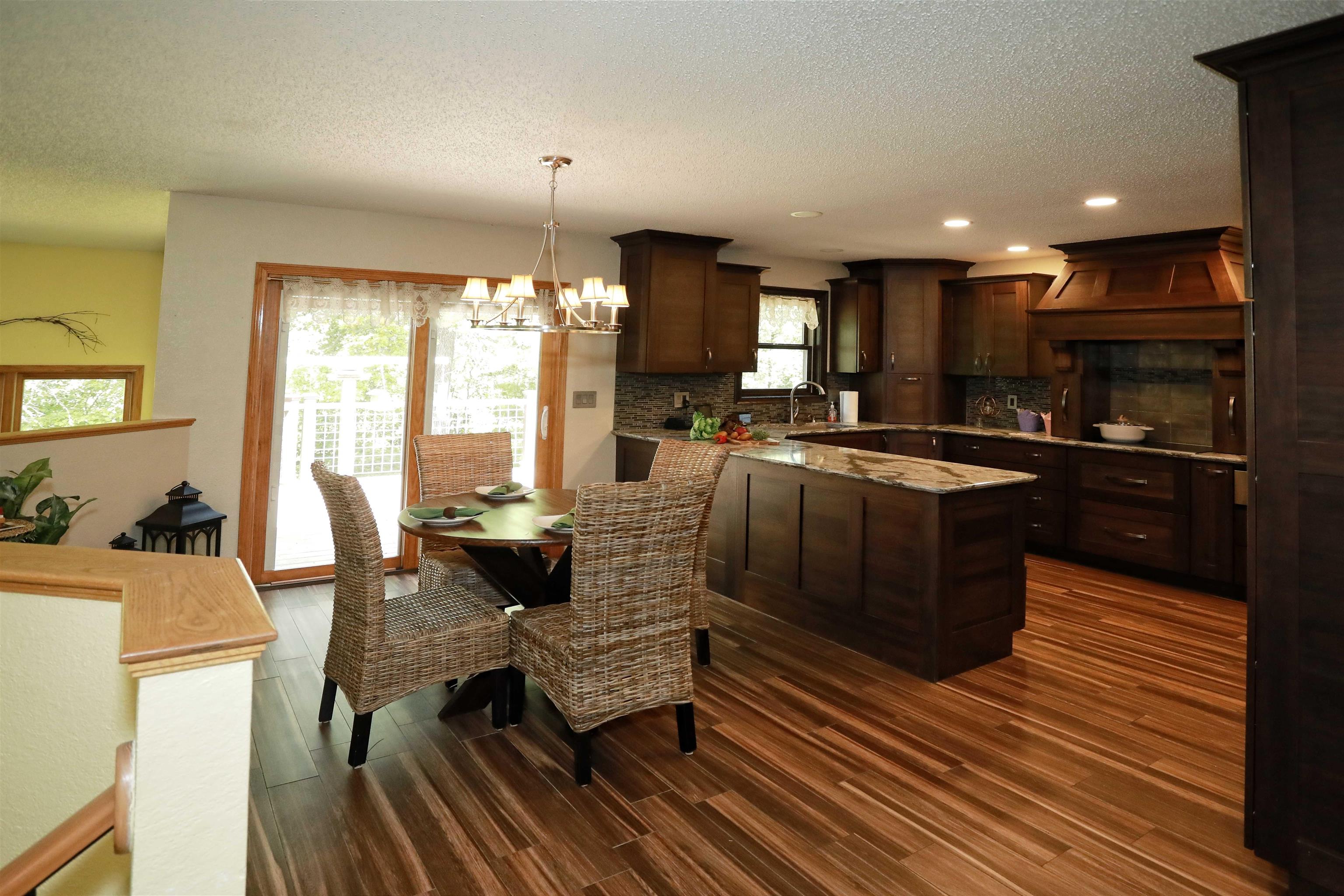 1424 Oxbow Road Property Photo 5