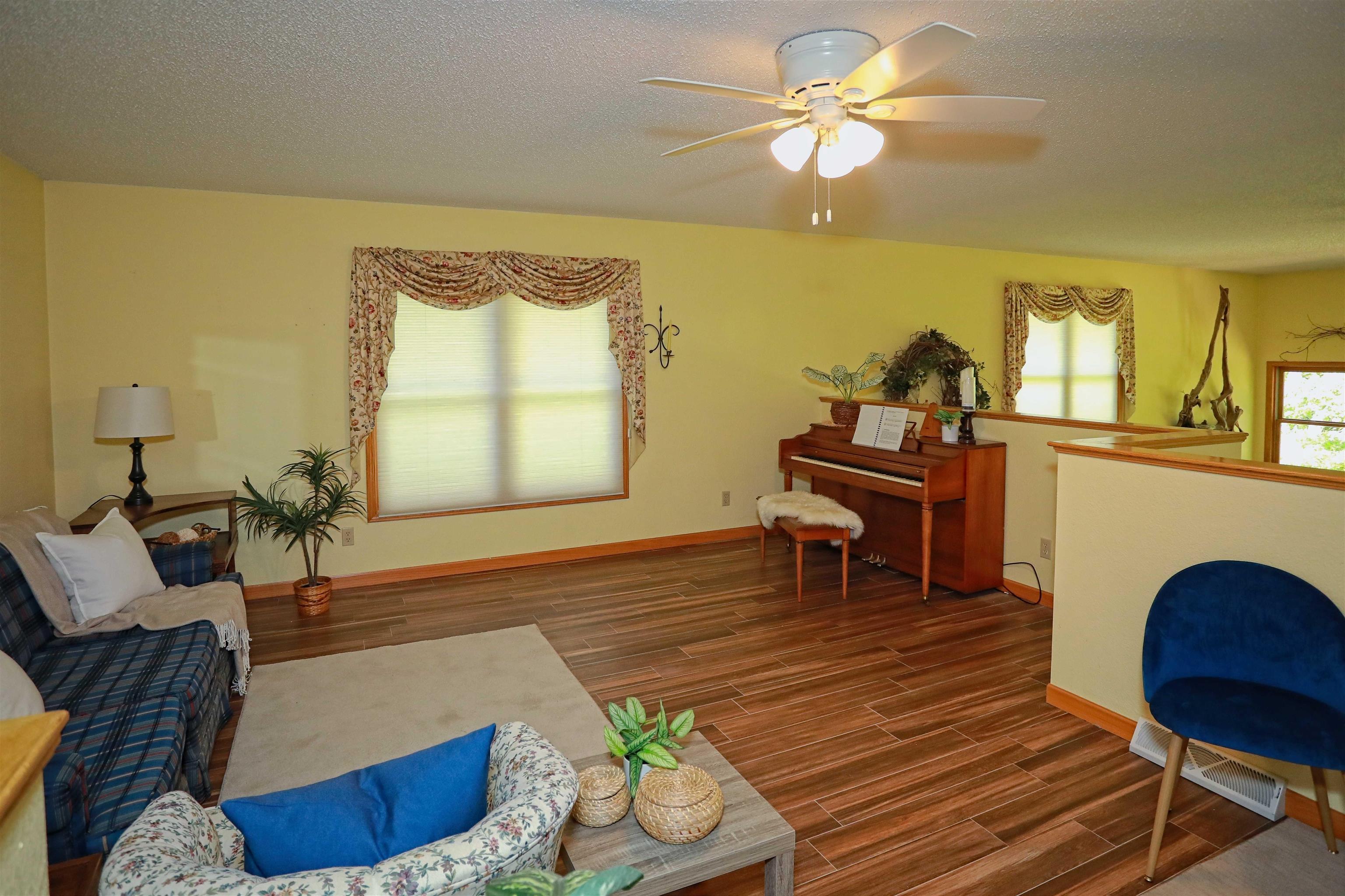 1424 Oxbow Road Property Photo 12