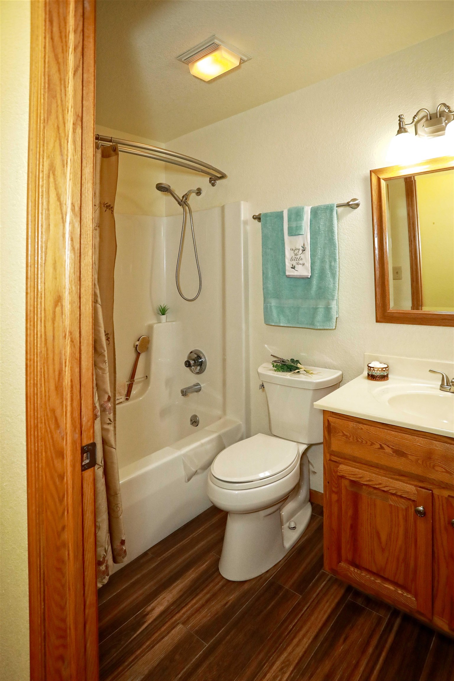 1424 Oxbow Road Property Photo 16