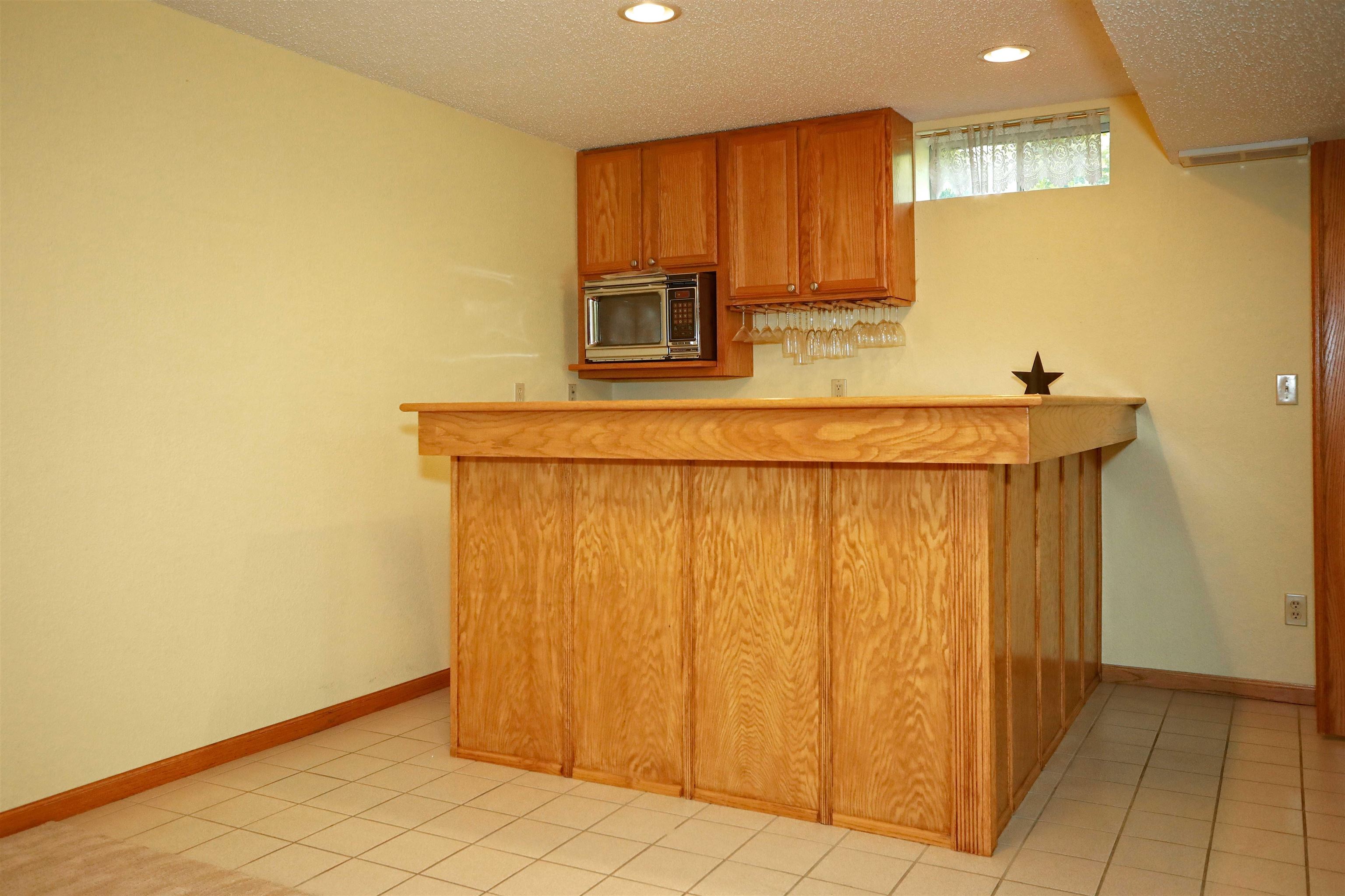 1424 Oxbow Road Property Photo 37