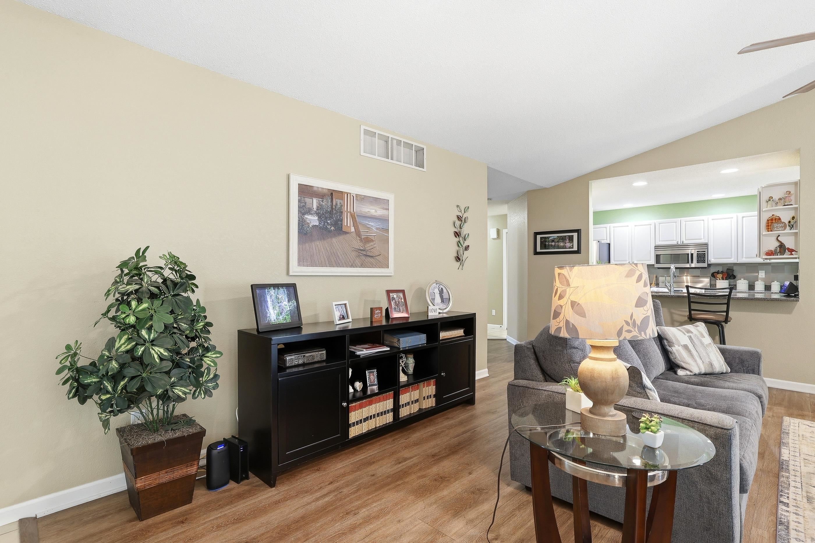 3301 Yvonne Drive Property Photo 10