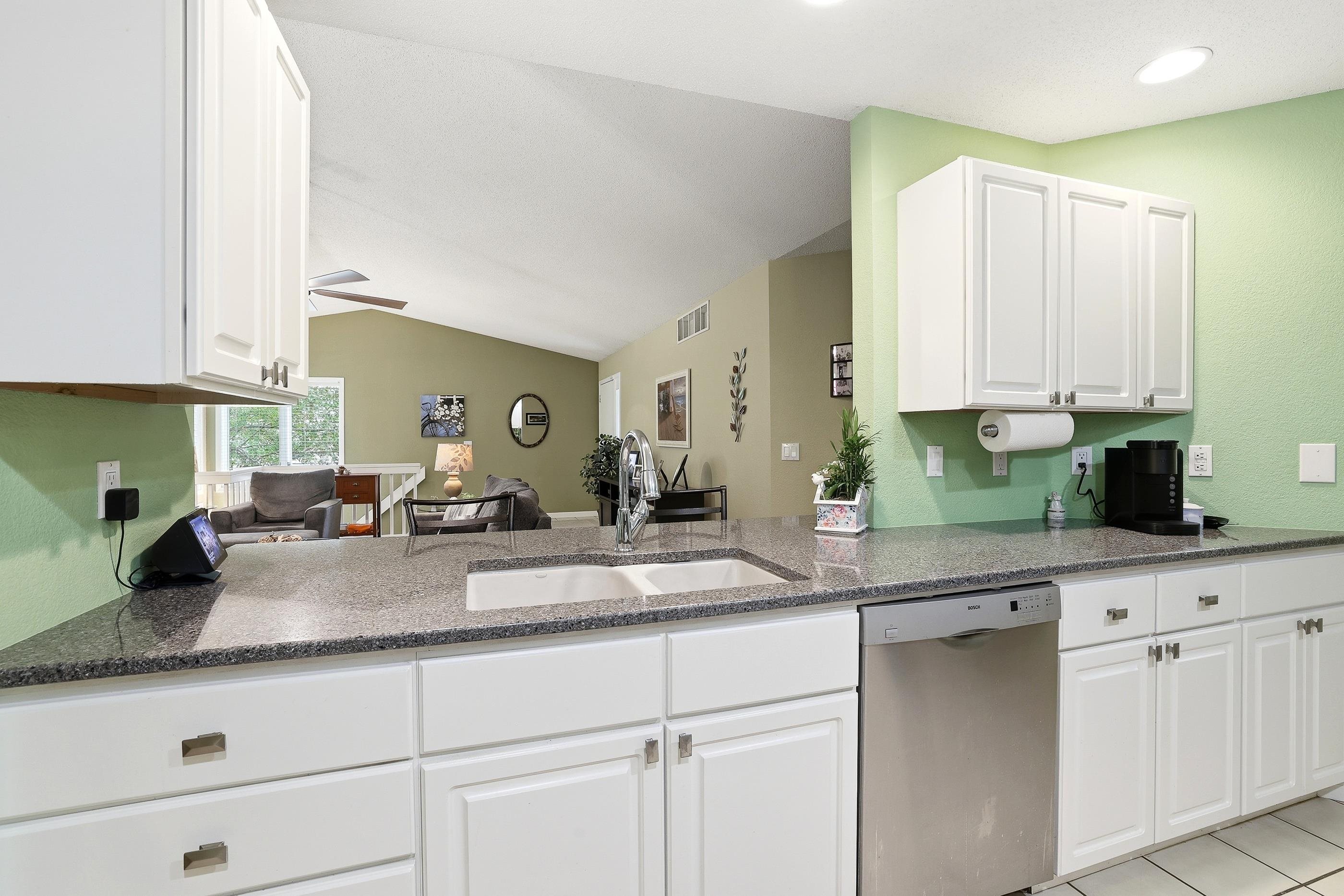 3301 Yvonne Drive Property Photo 20