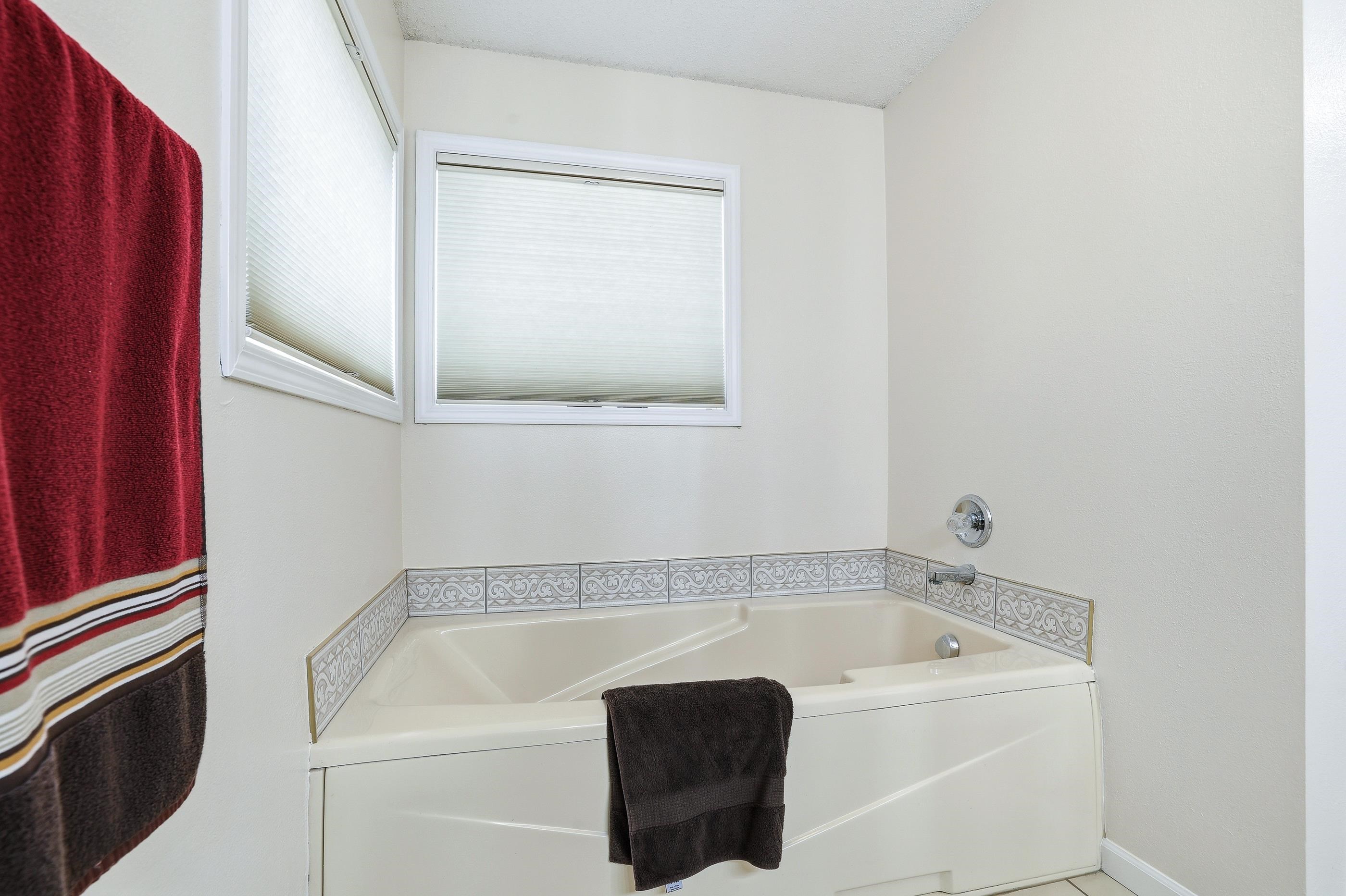 3301 Yvonne Drive Property Photo 33