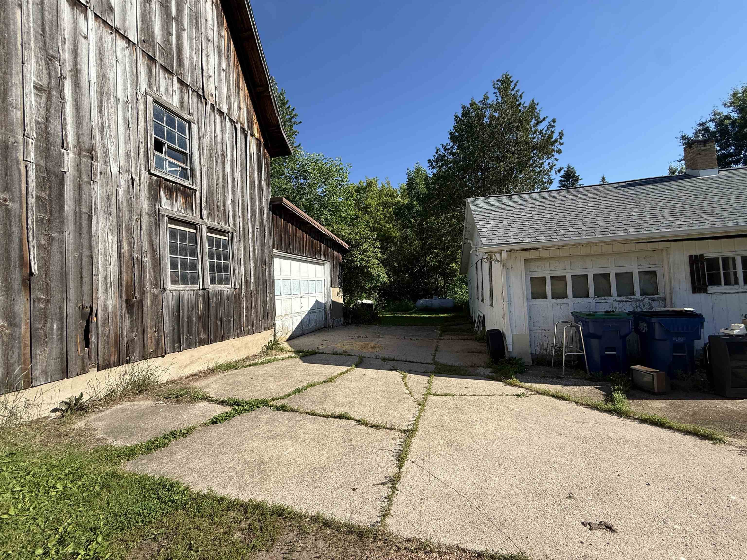 N6559 River Road Property Photo 4