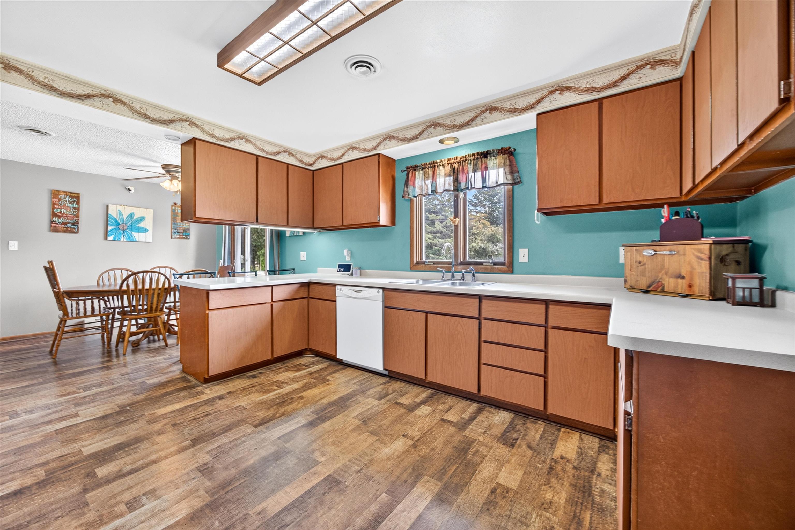 2020 Wisconsin Avenue Property Photo 14