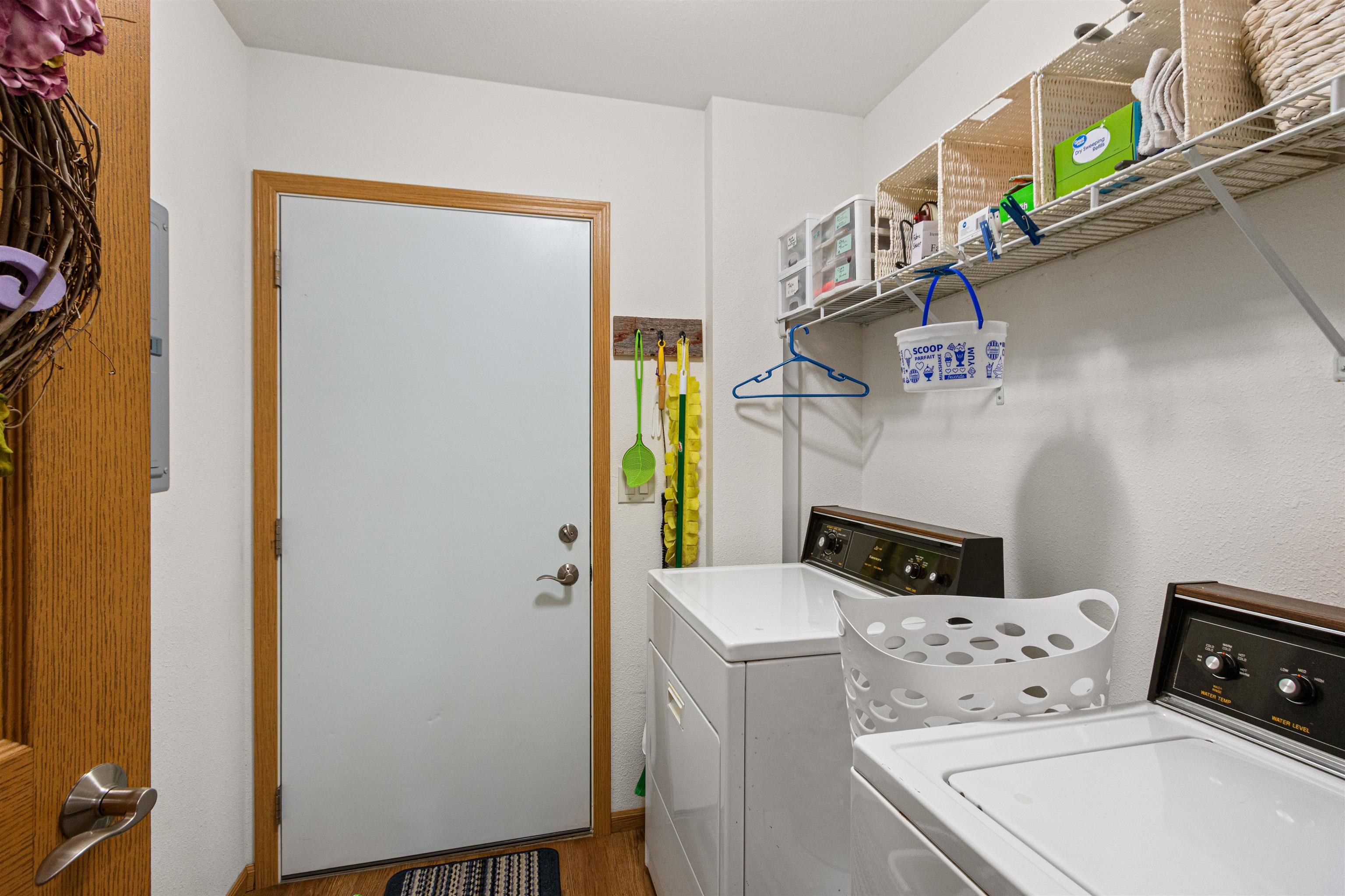 1091 - 1147 6th Street Property Photo 24