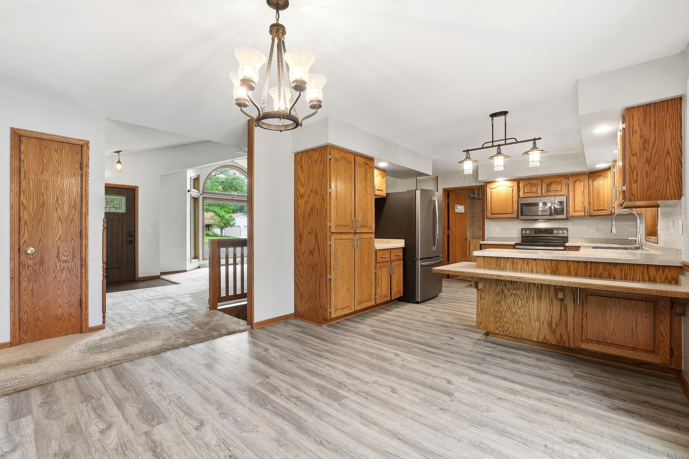 5664 Regent Street Property Photo 20