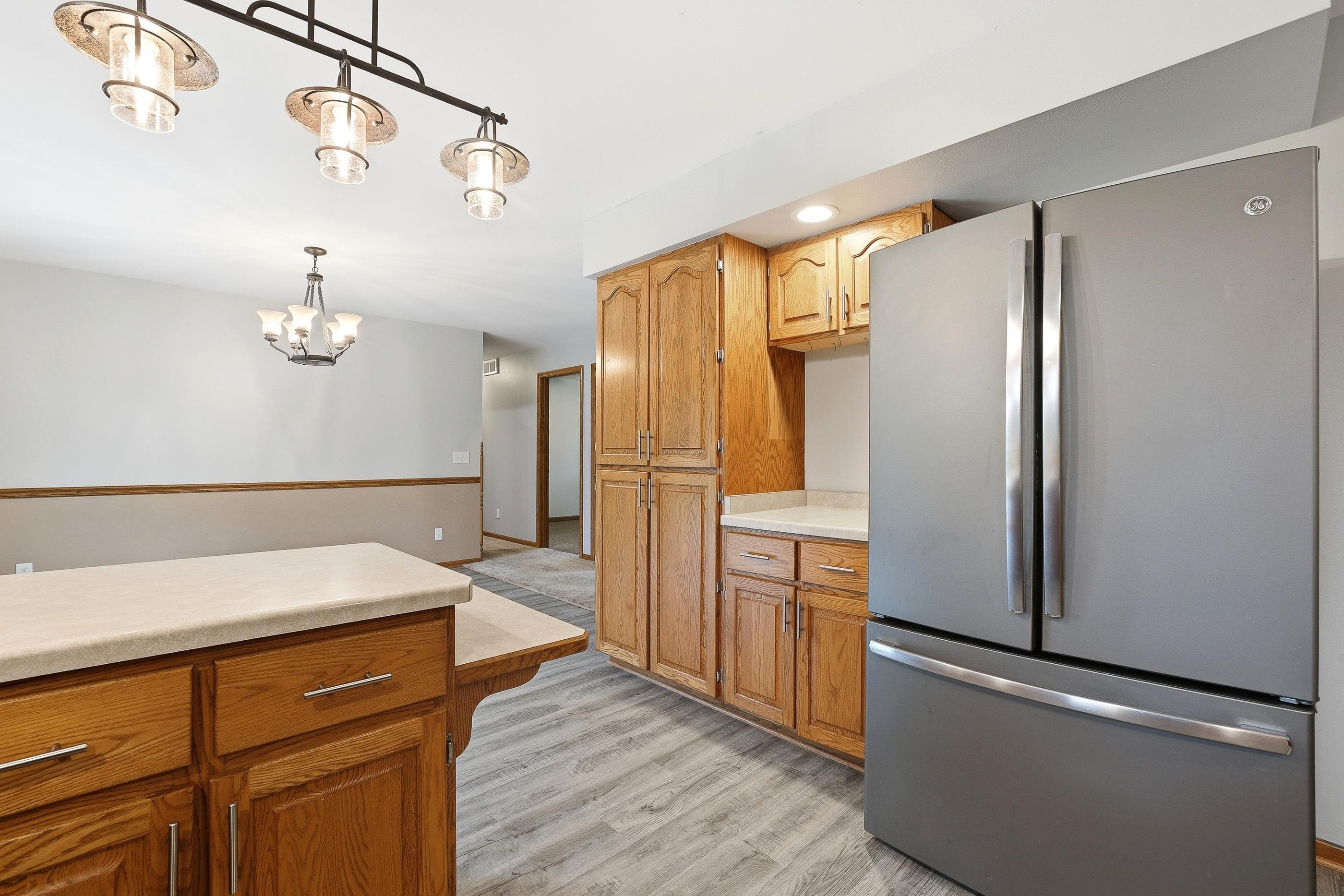 5664 Regent Street Property Photo 24