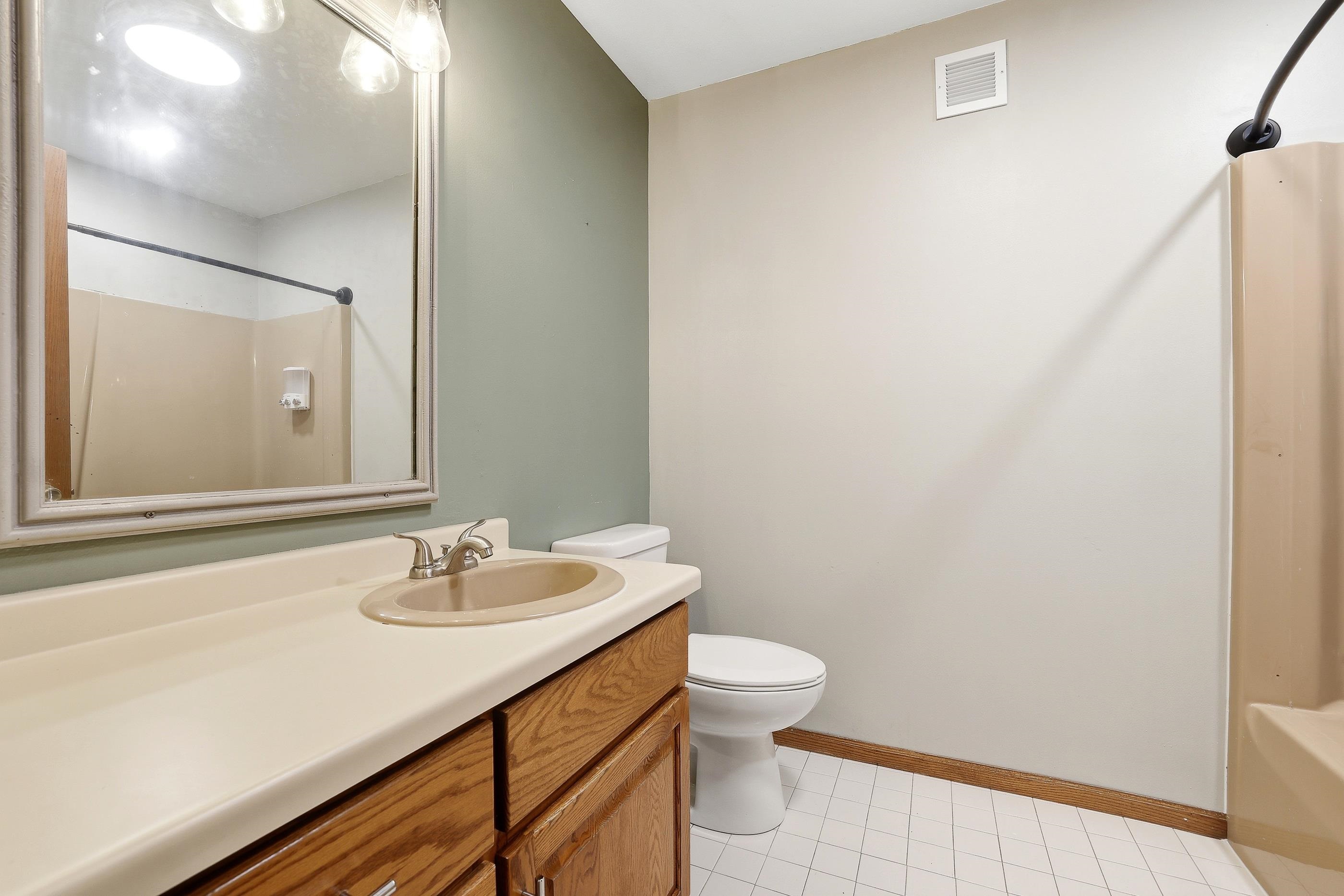 5664 Regent Street Property Photo 27