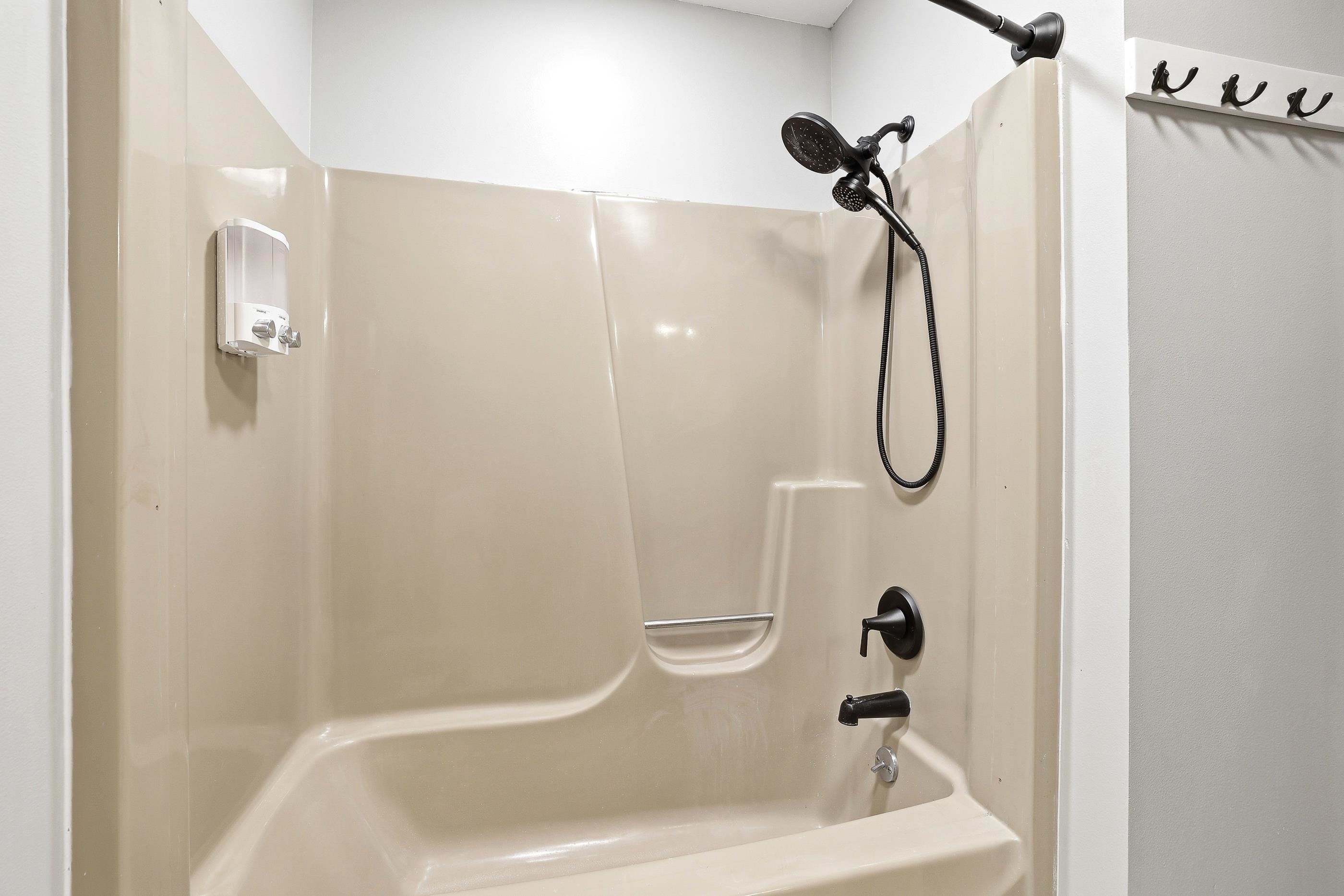 5664 Regent Street Property Photo 28