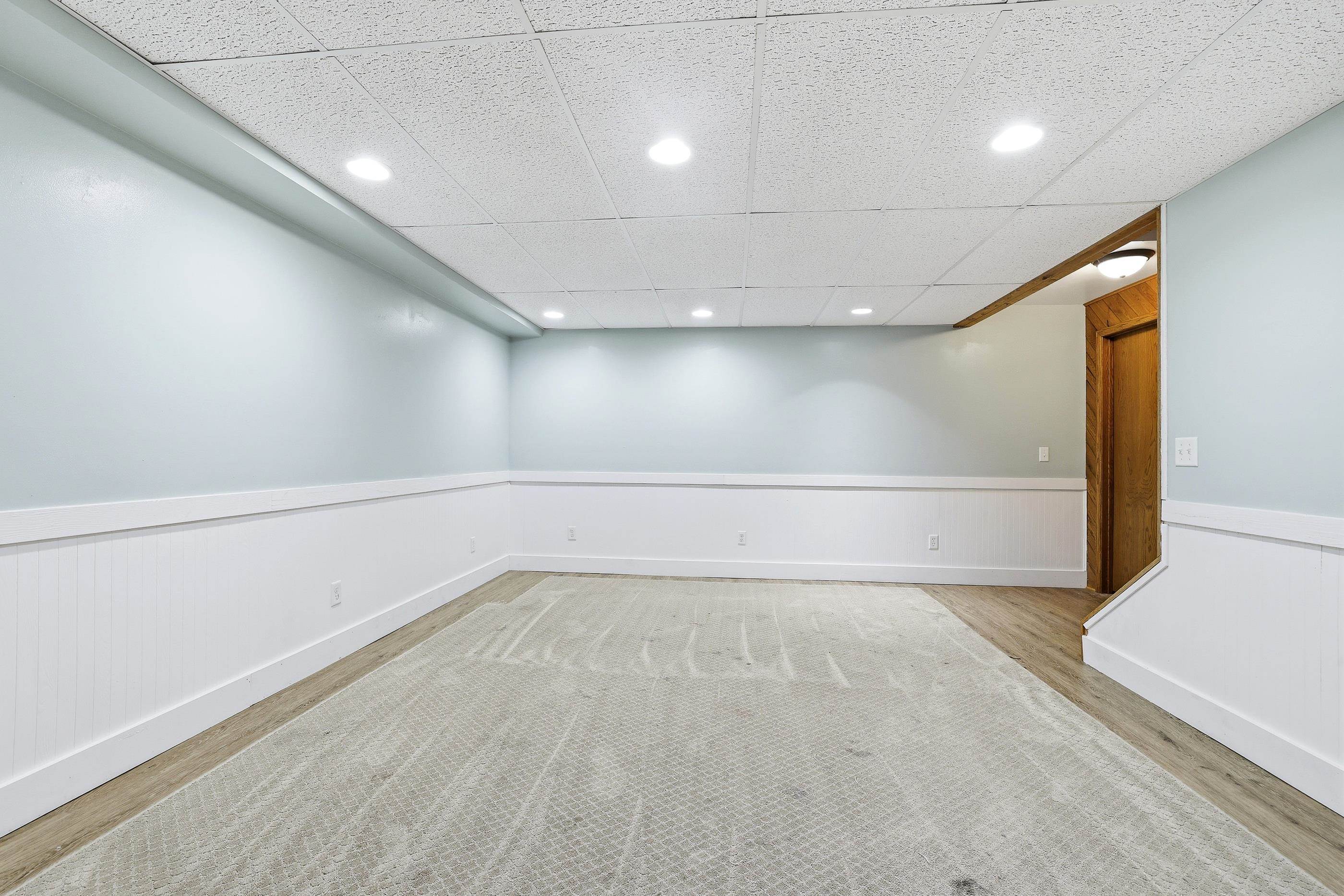 5664 Regent Street Property Photo 38