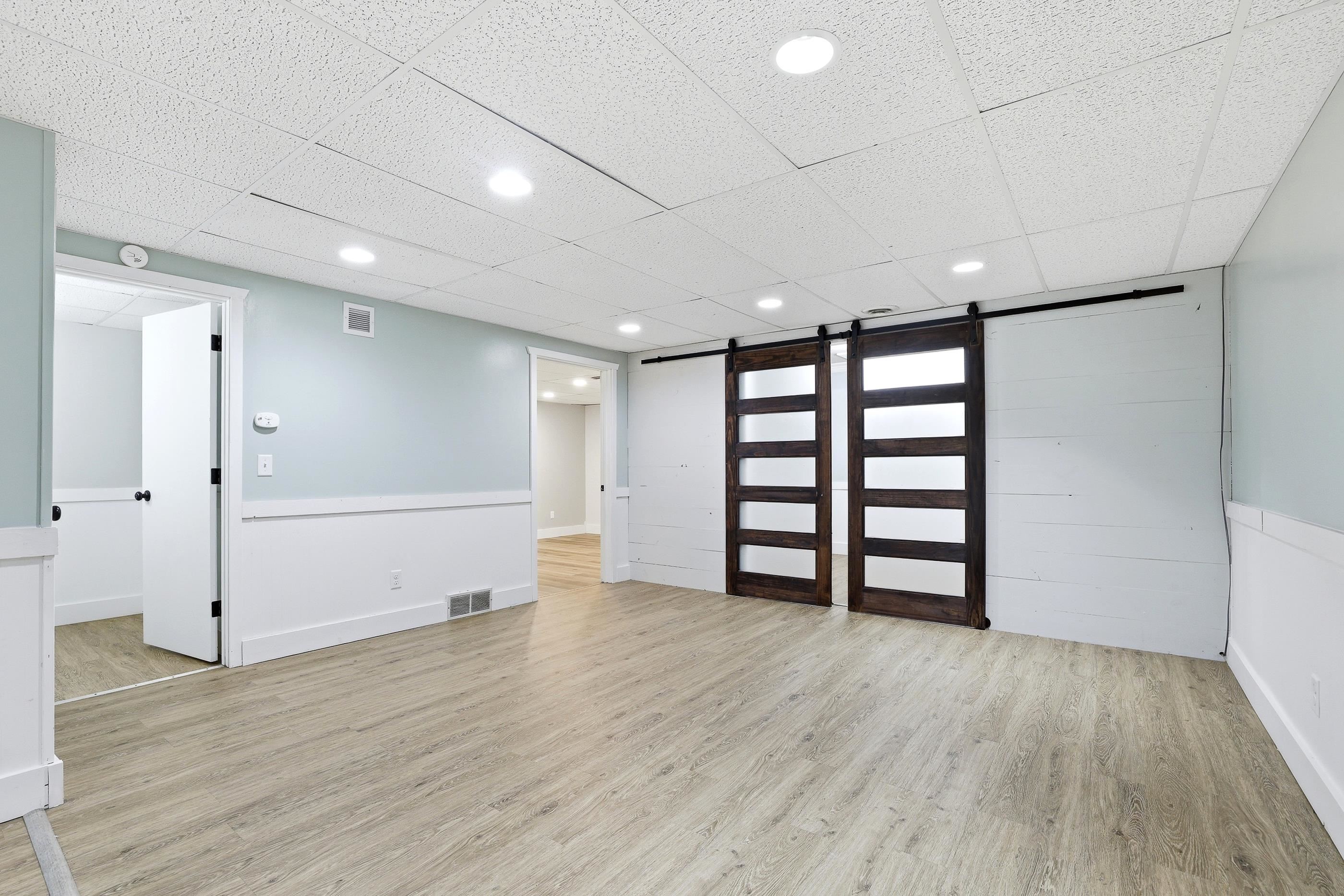 5664 Regent Street Property Photo 39