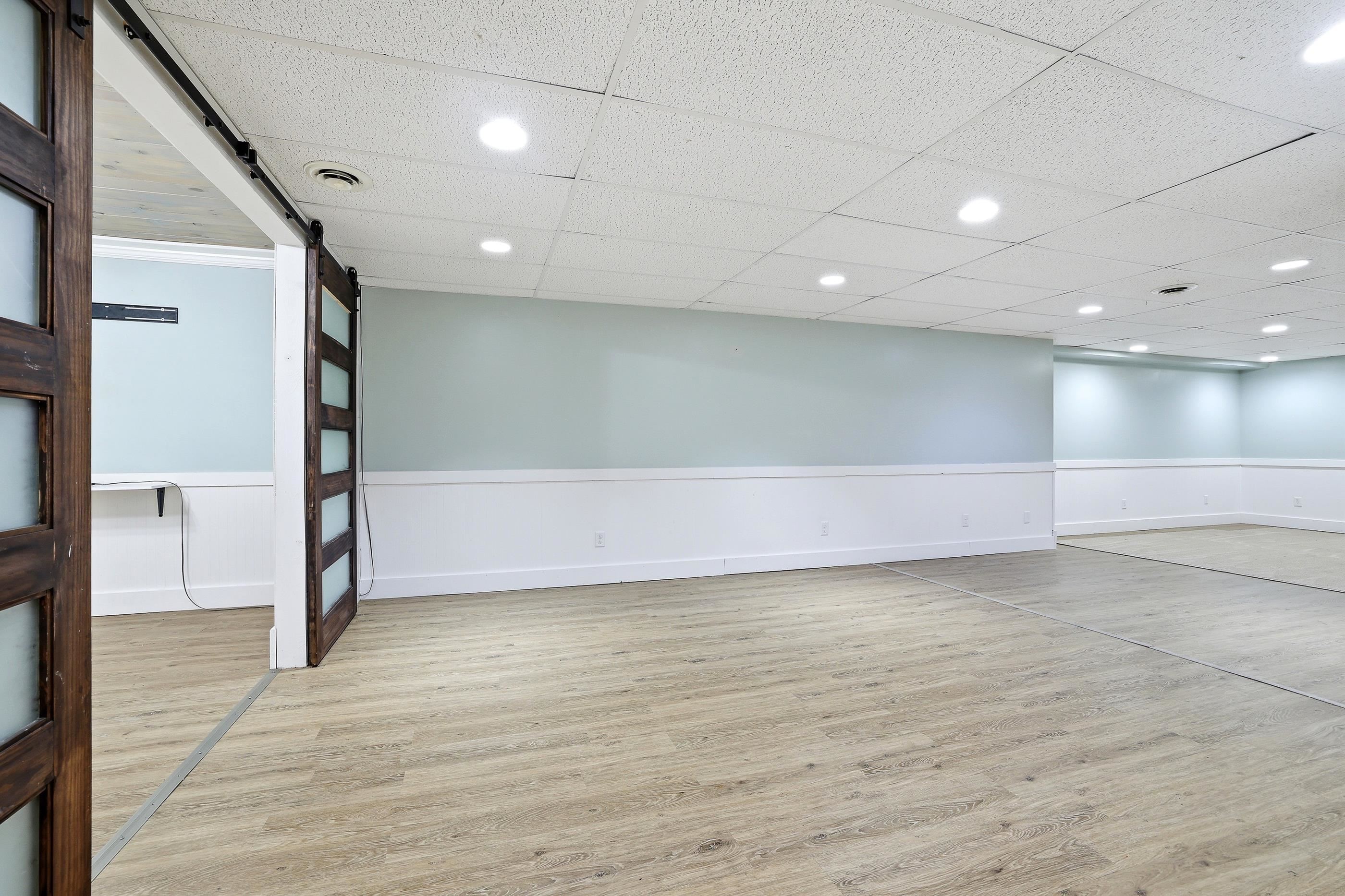 5664 Regent Street Property Photo 40