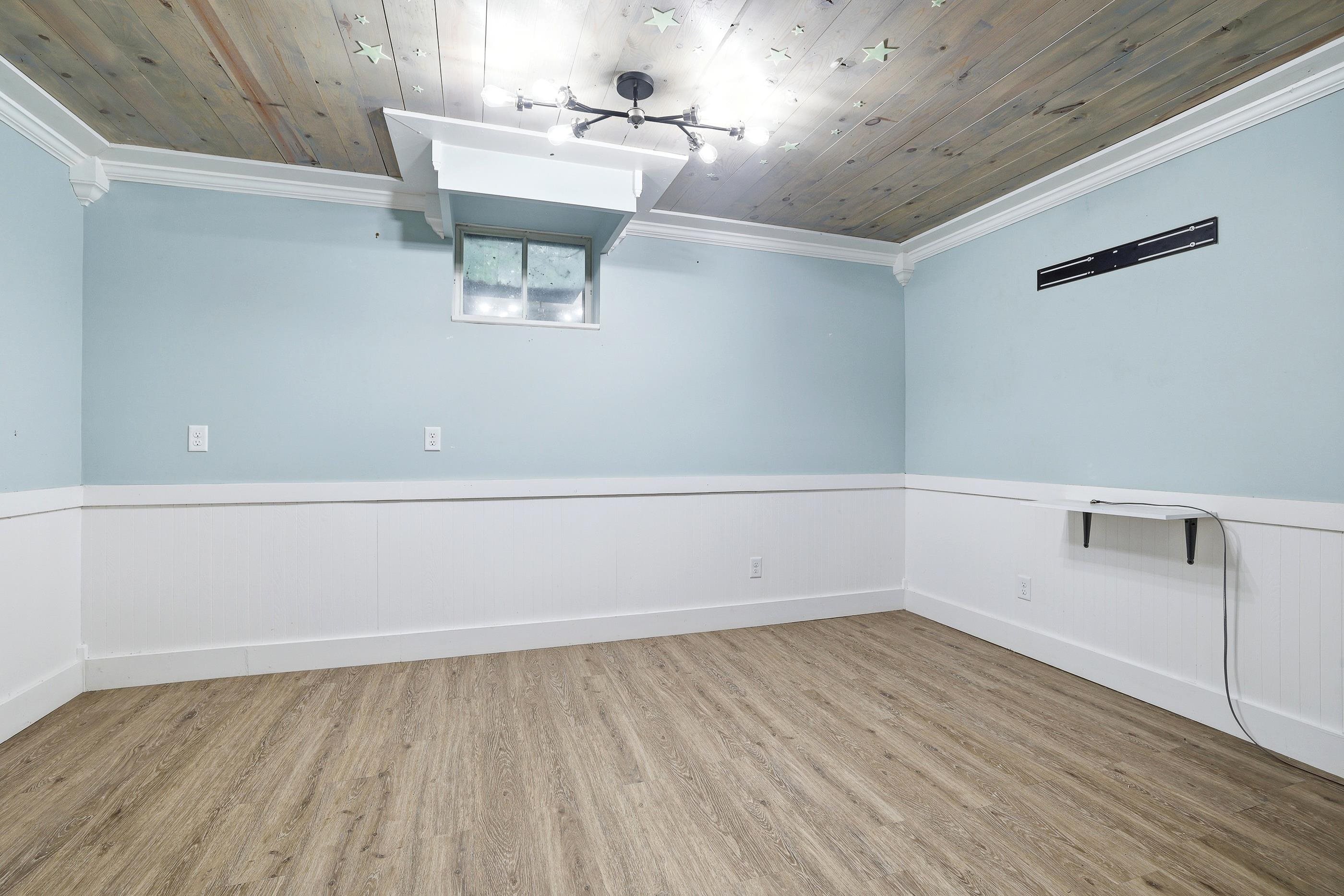 5664 Regent Street Property Photo 41