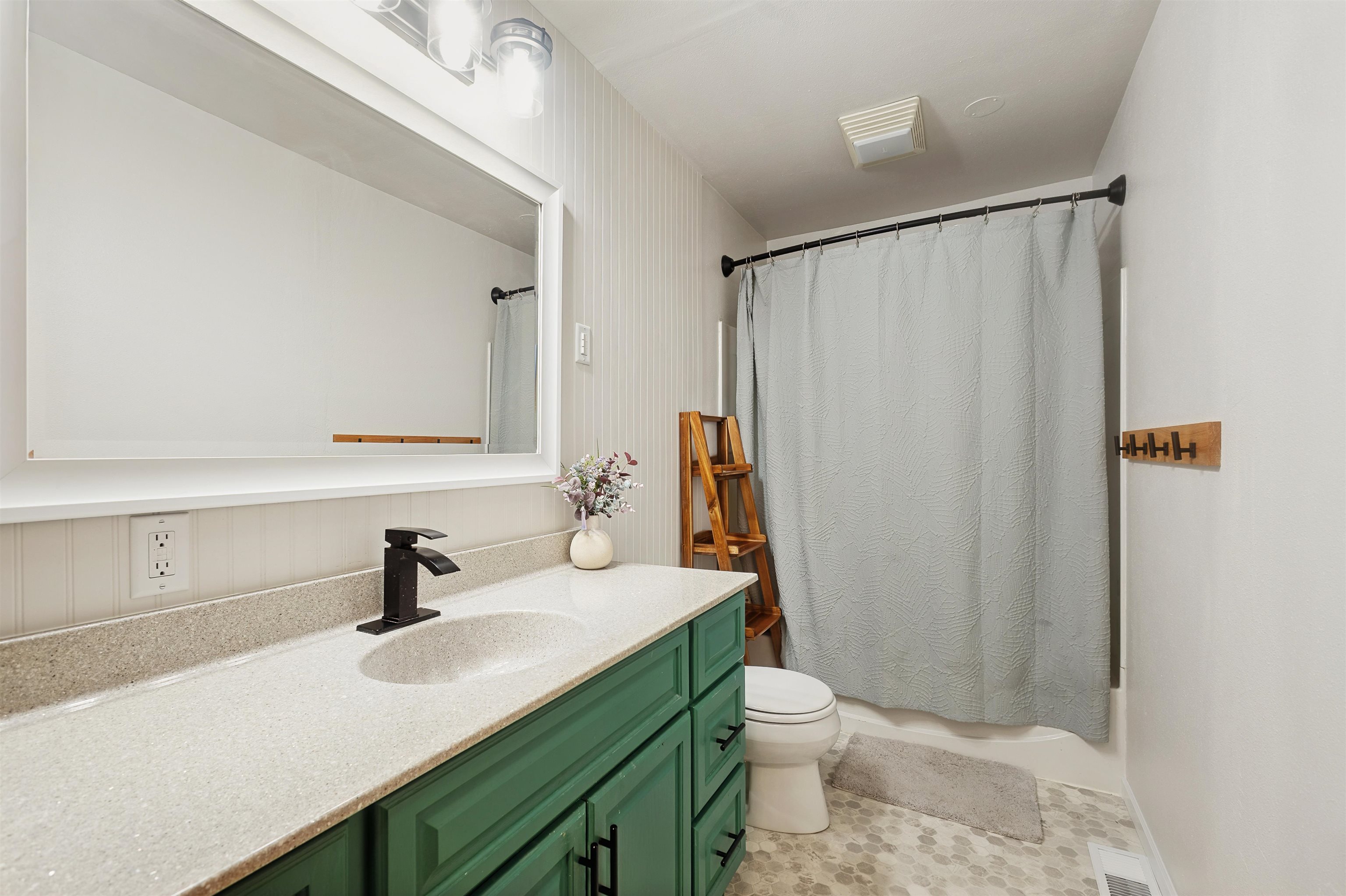 1930 3rd Street North Property Photo 14