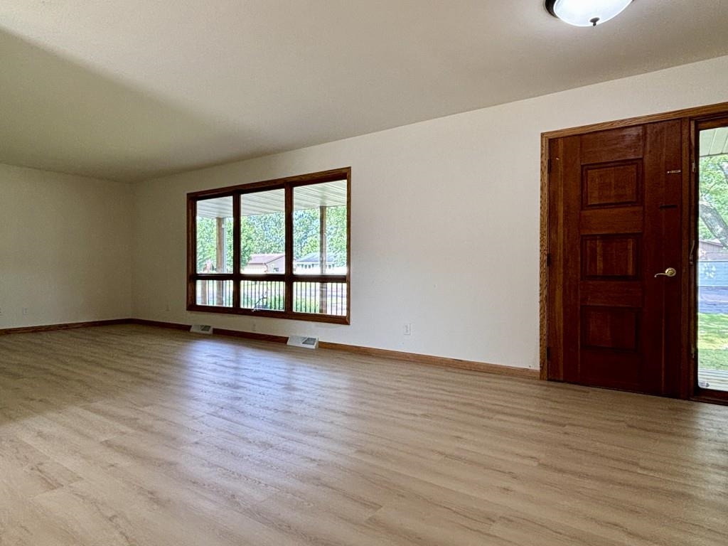 5606 Walnut Street Property Photo 9