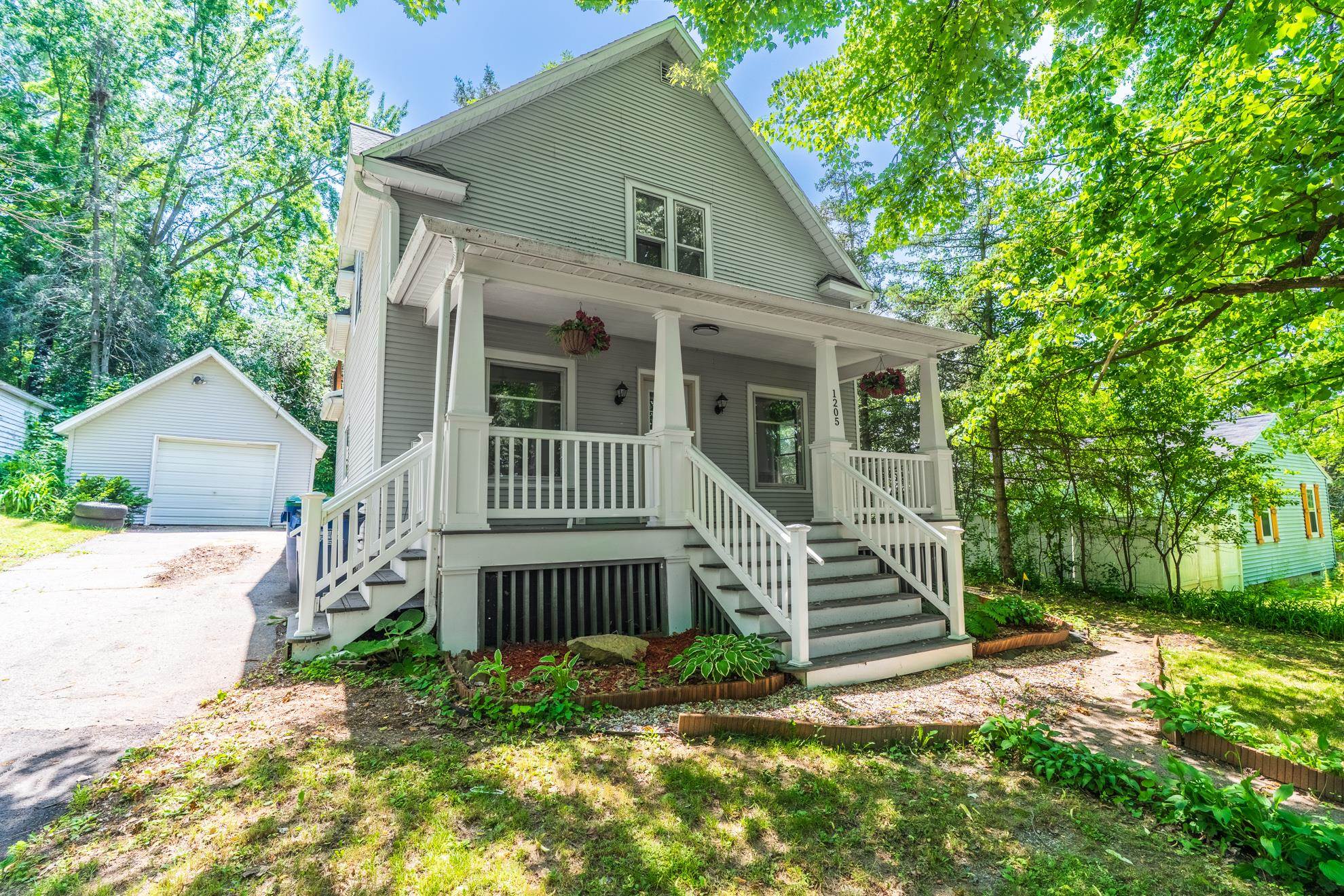1205 Steuben Street Property Photo 5