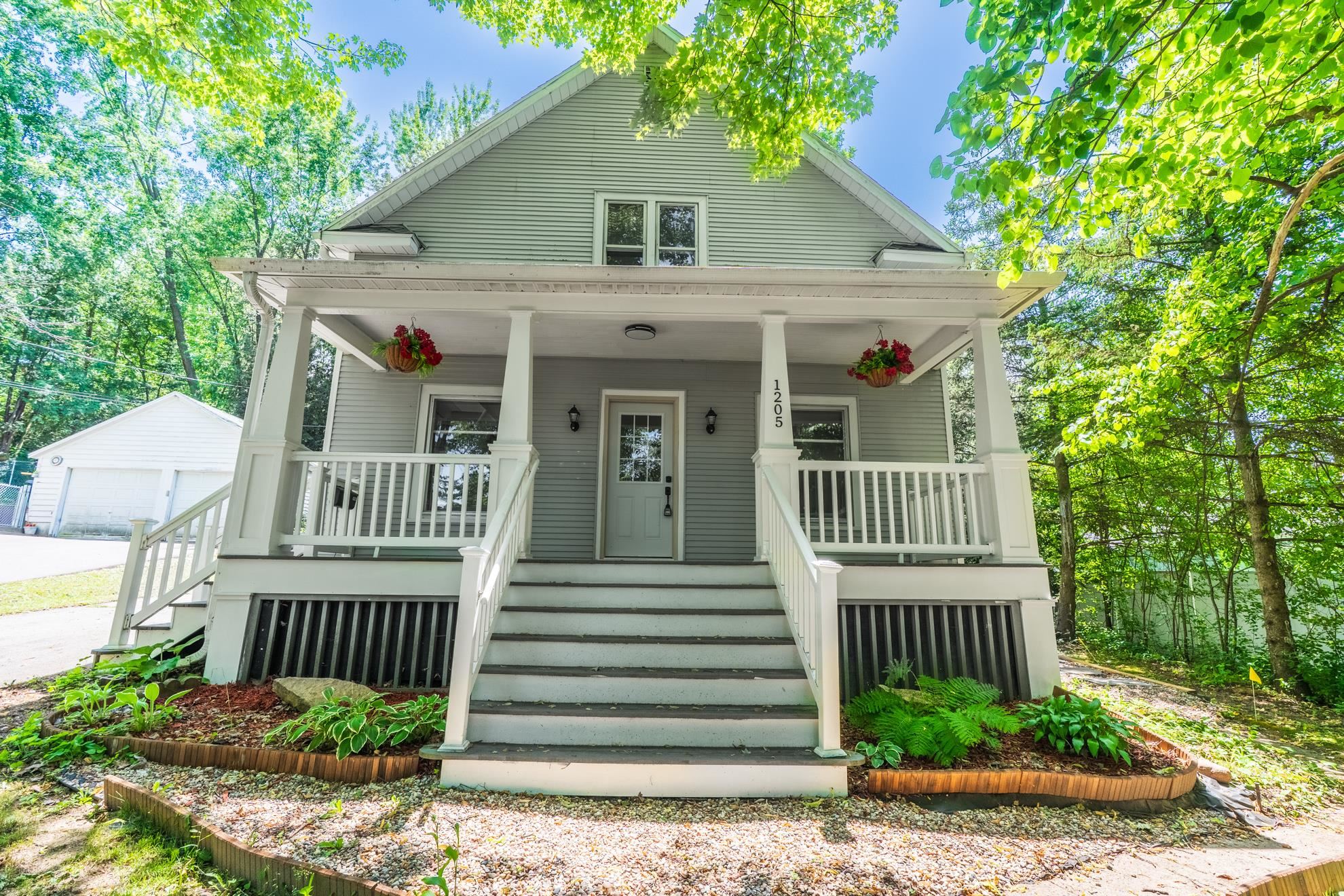 1205 Steuben Street Property Photo 6