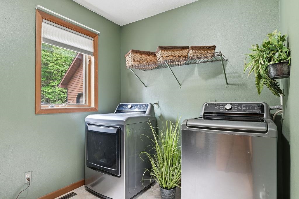 3475 Oak Hill Lane Property Photo 24