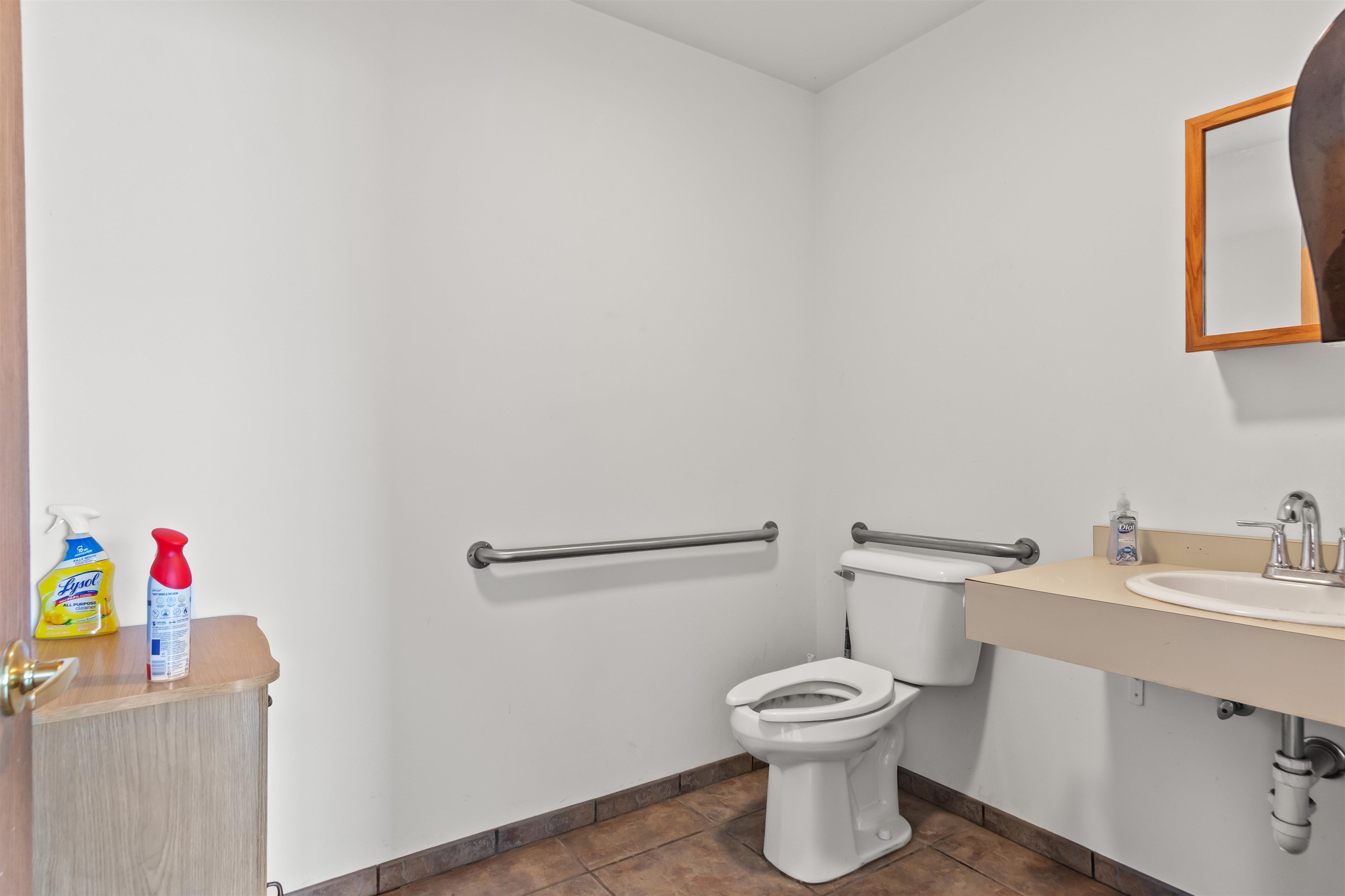 411 Lorry Street Property Photo 7