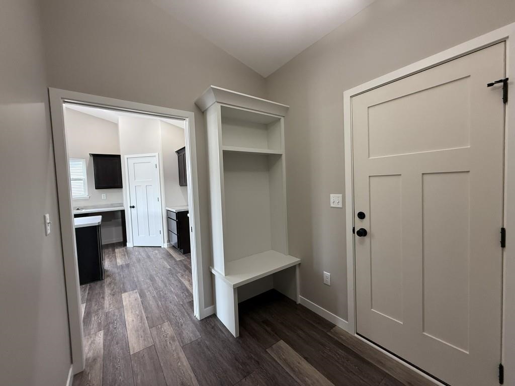 3702 Green Pastures Lane Property Photo 3