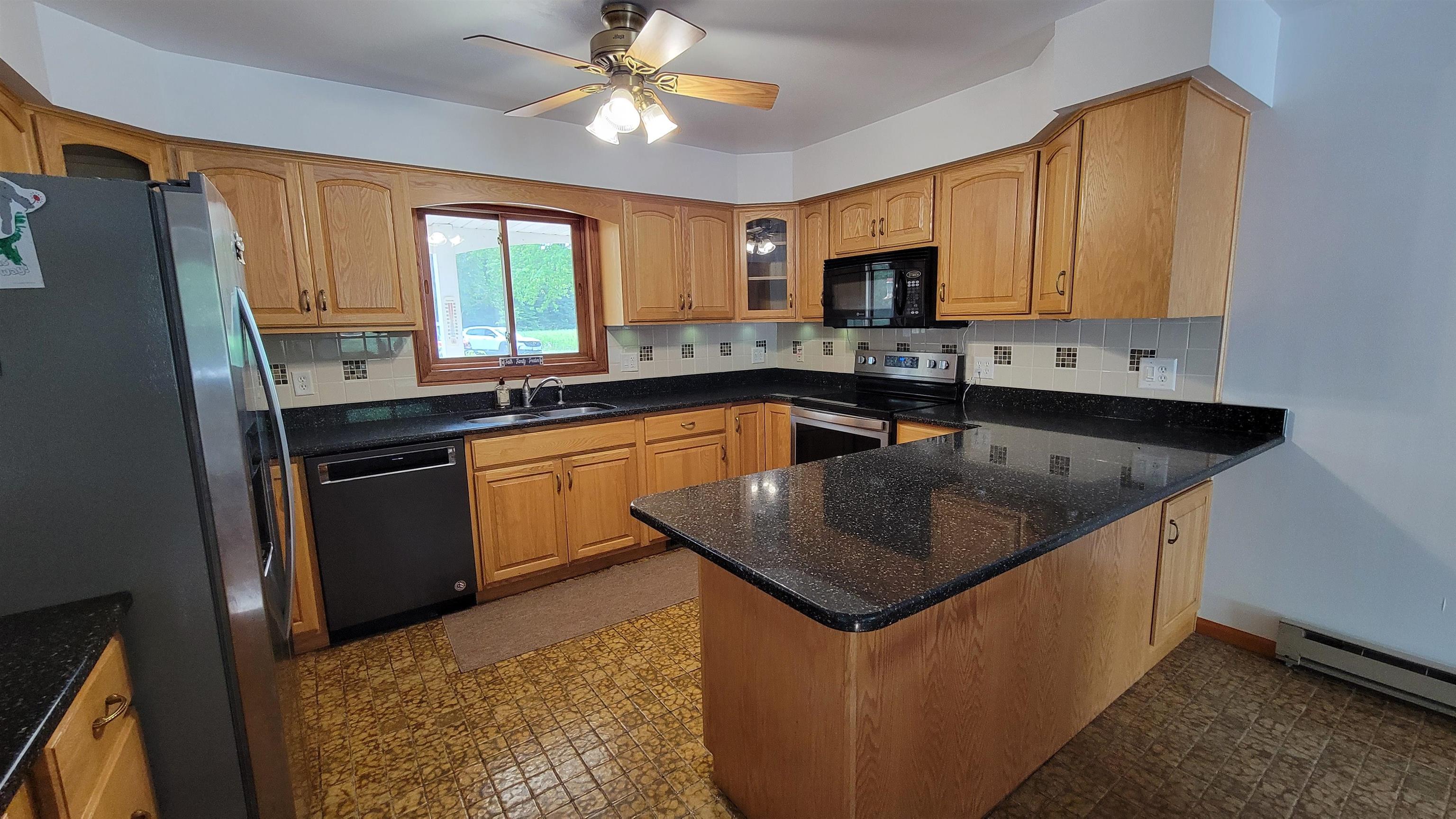 W6824 Red River Road Property Photo 4