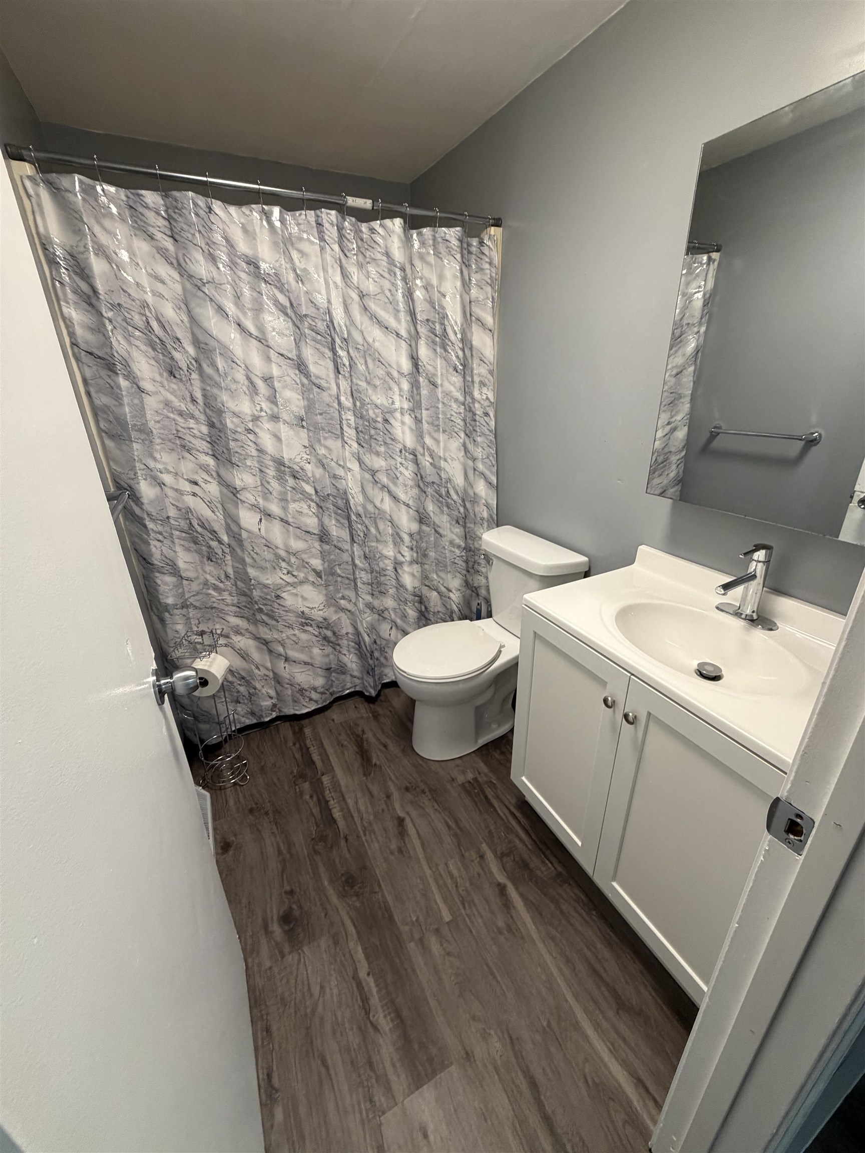 406 E Linden Street Property Photo 6