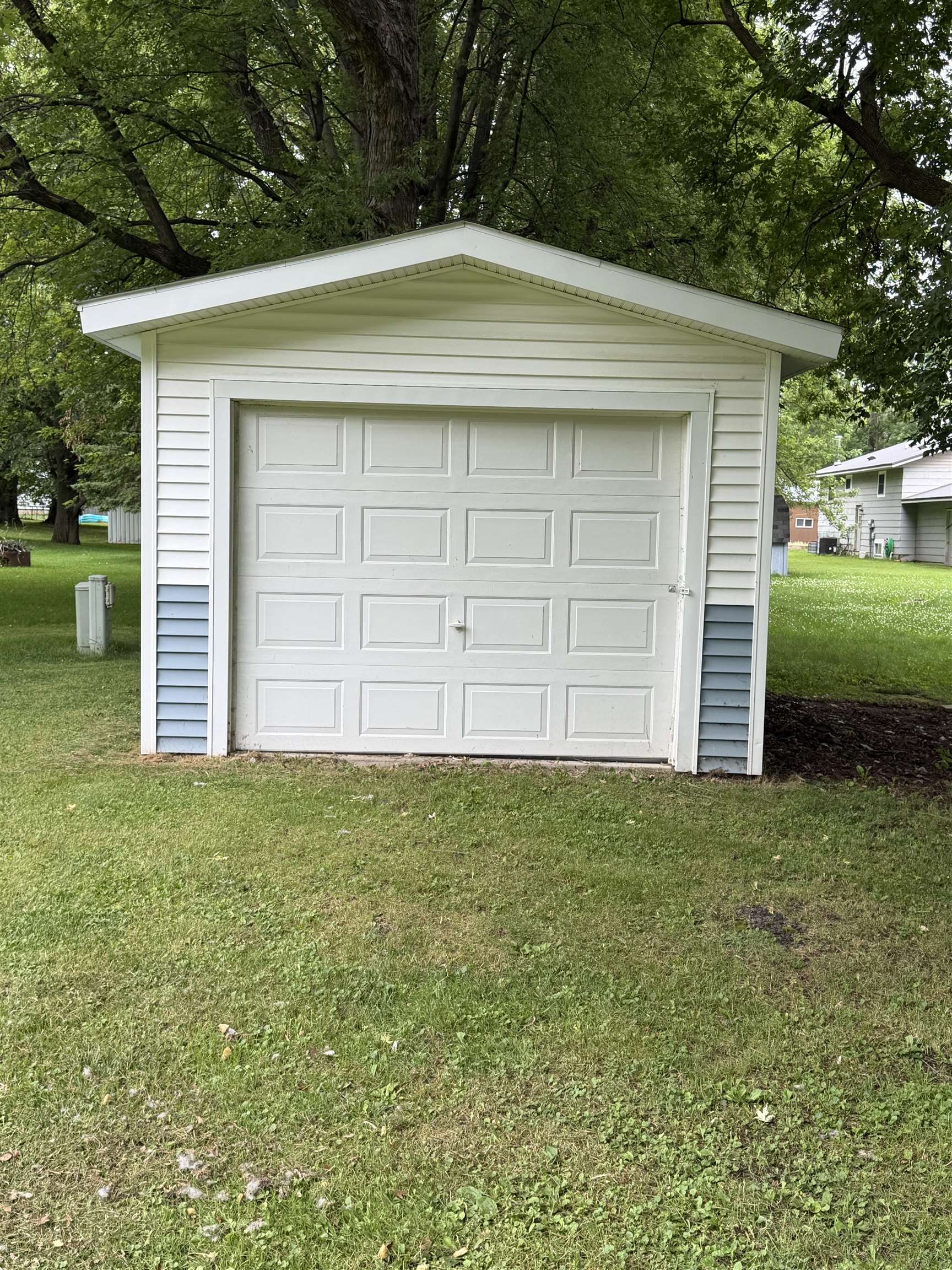406 E Linden Street Property Photo 15