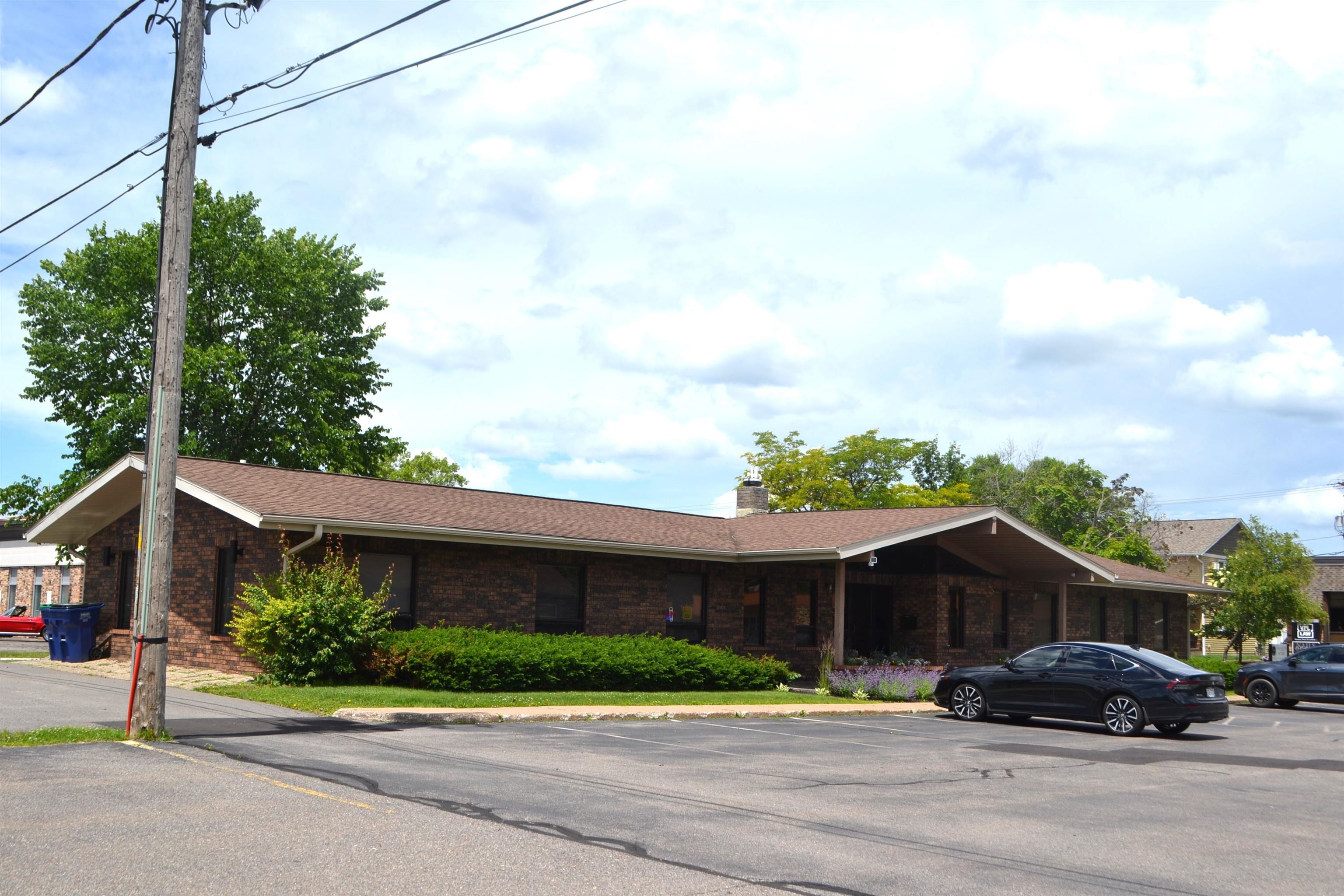 609 Jackson Street Property Photo 2