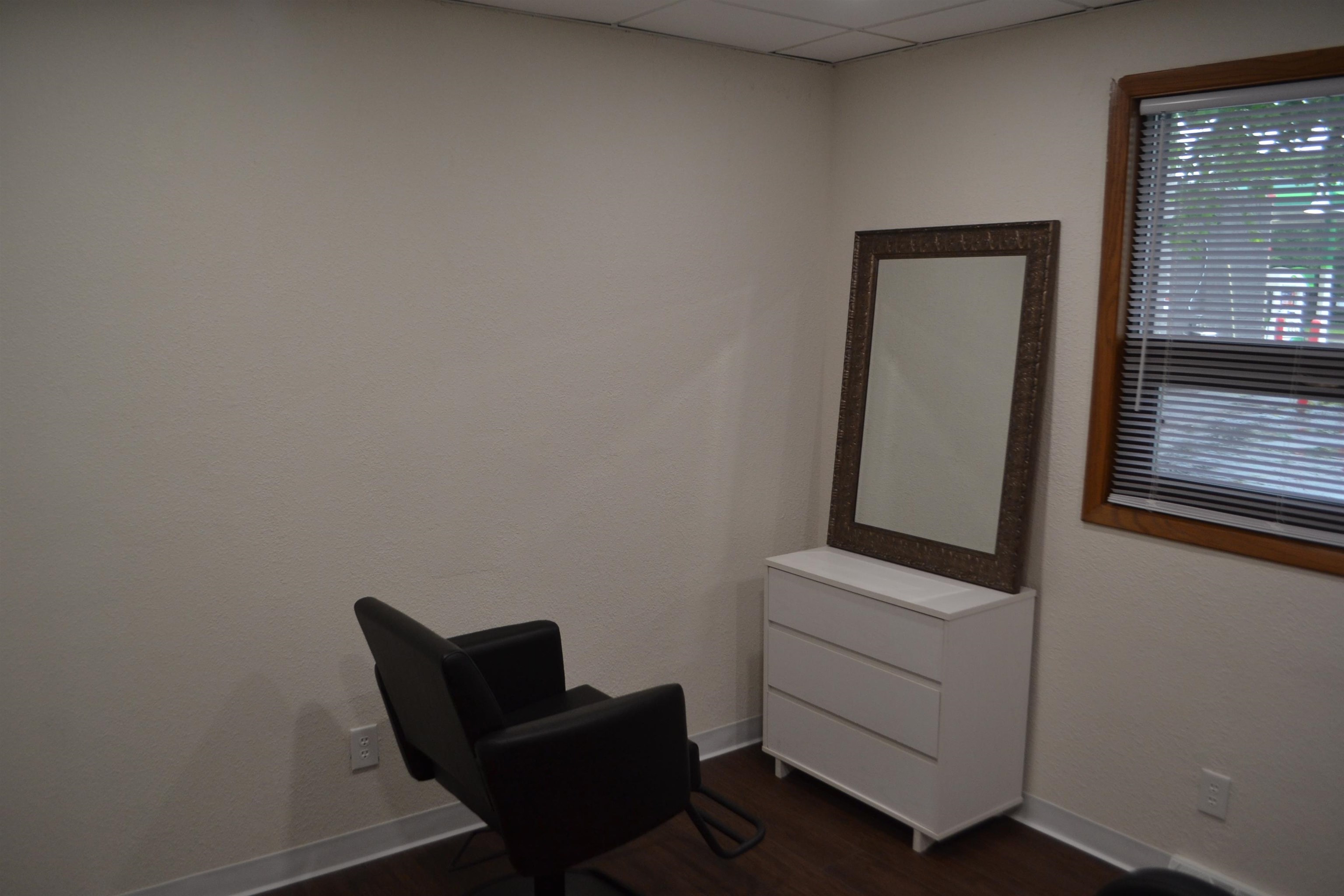 609 Jackson Street Property Photo 14
