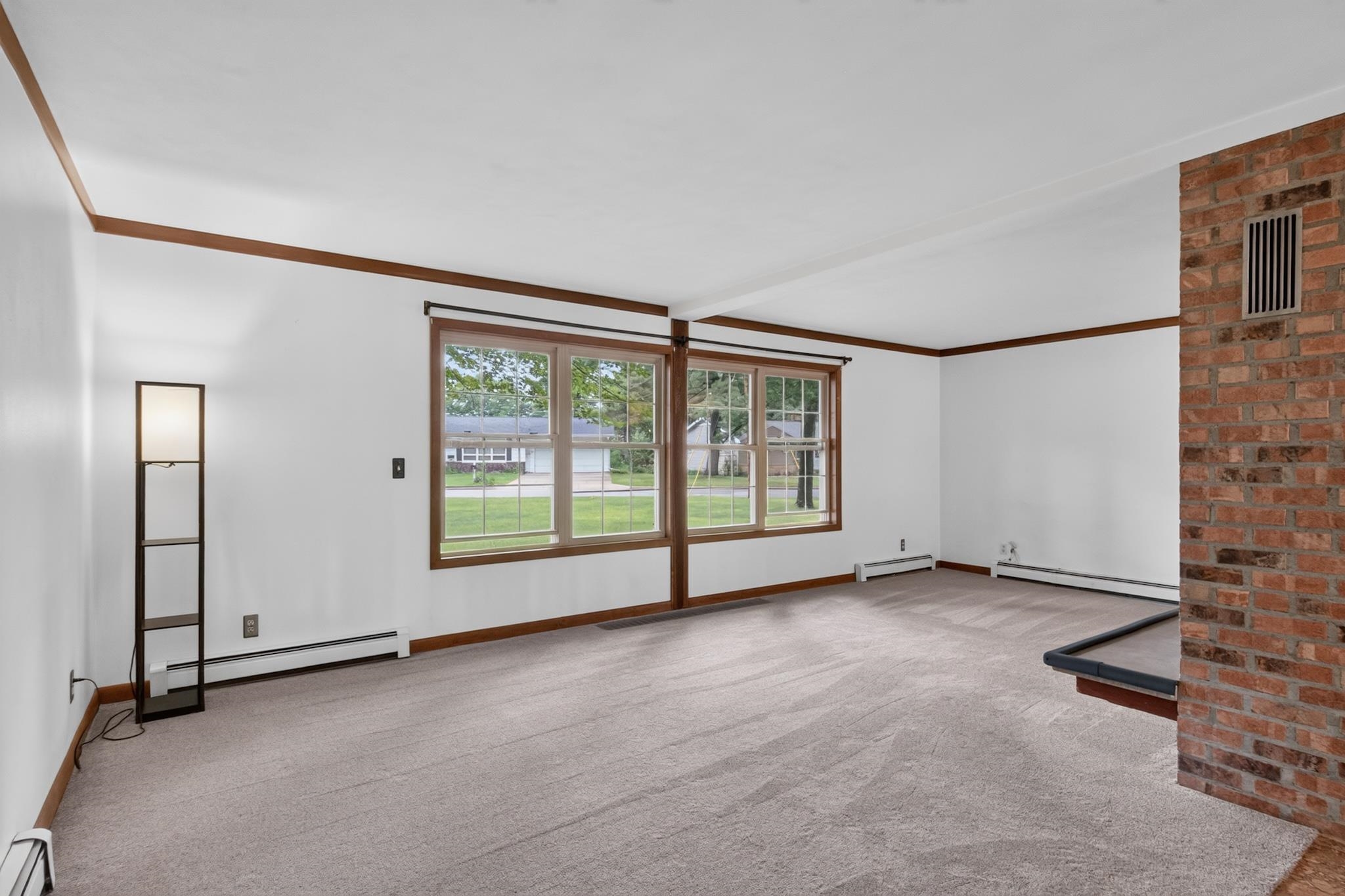 3051 Shady Lane Property Photo 6