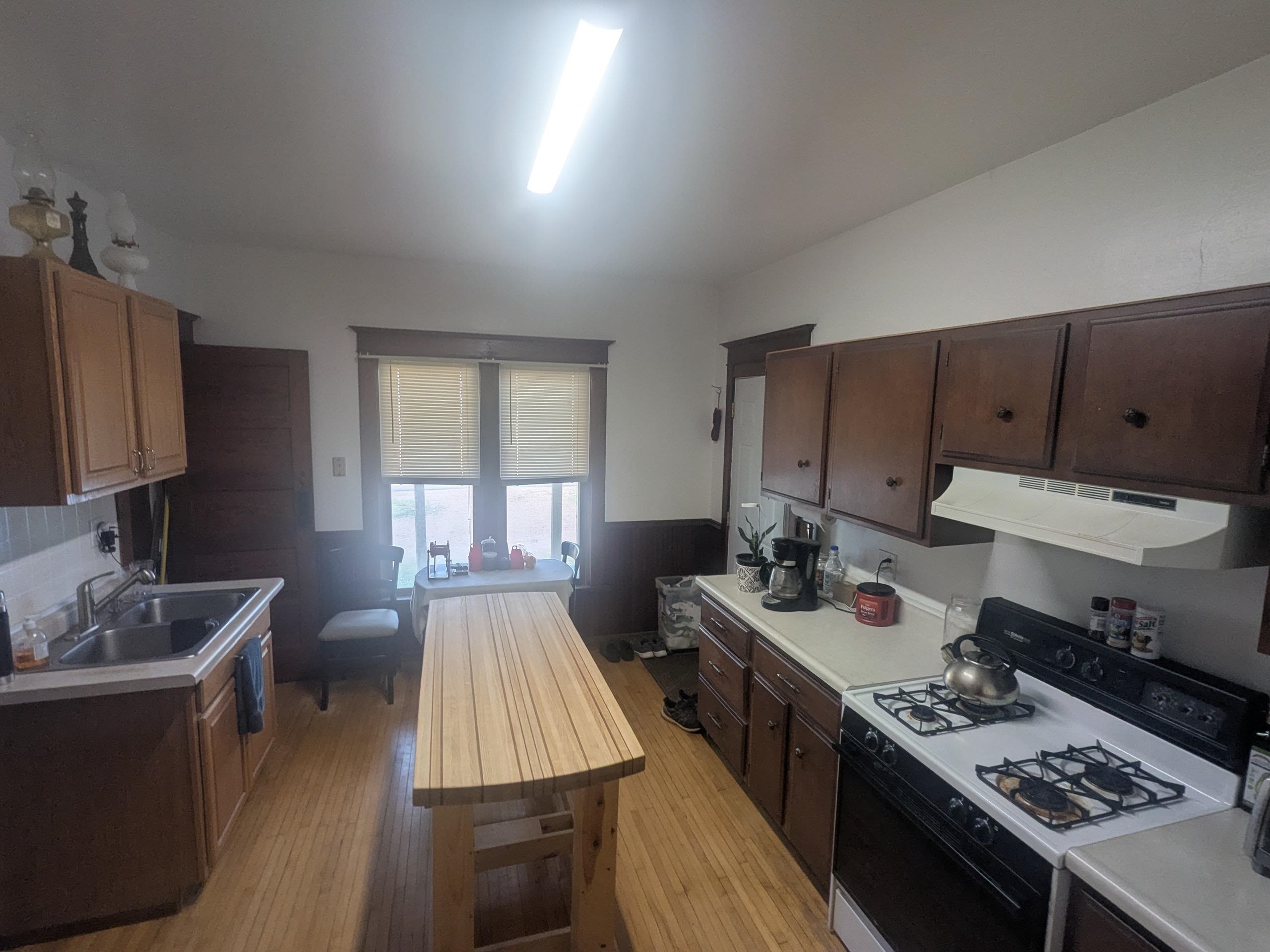 635 S 4th Avenue Property Photo 4
