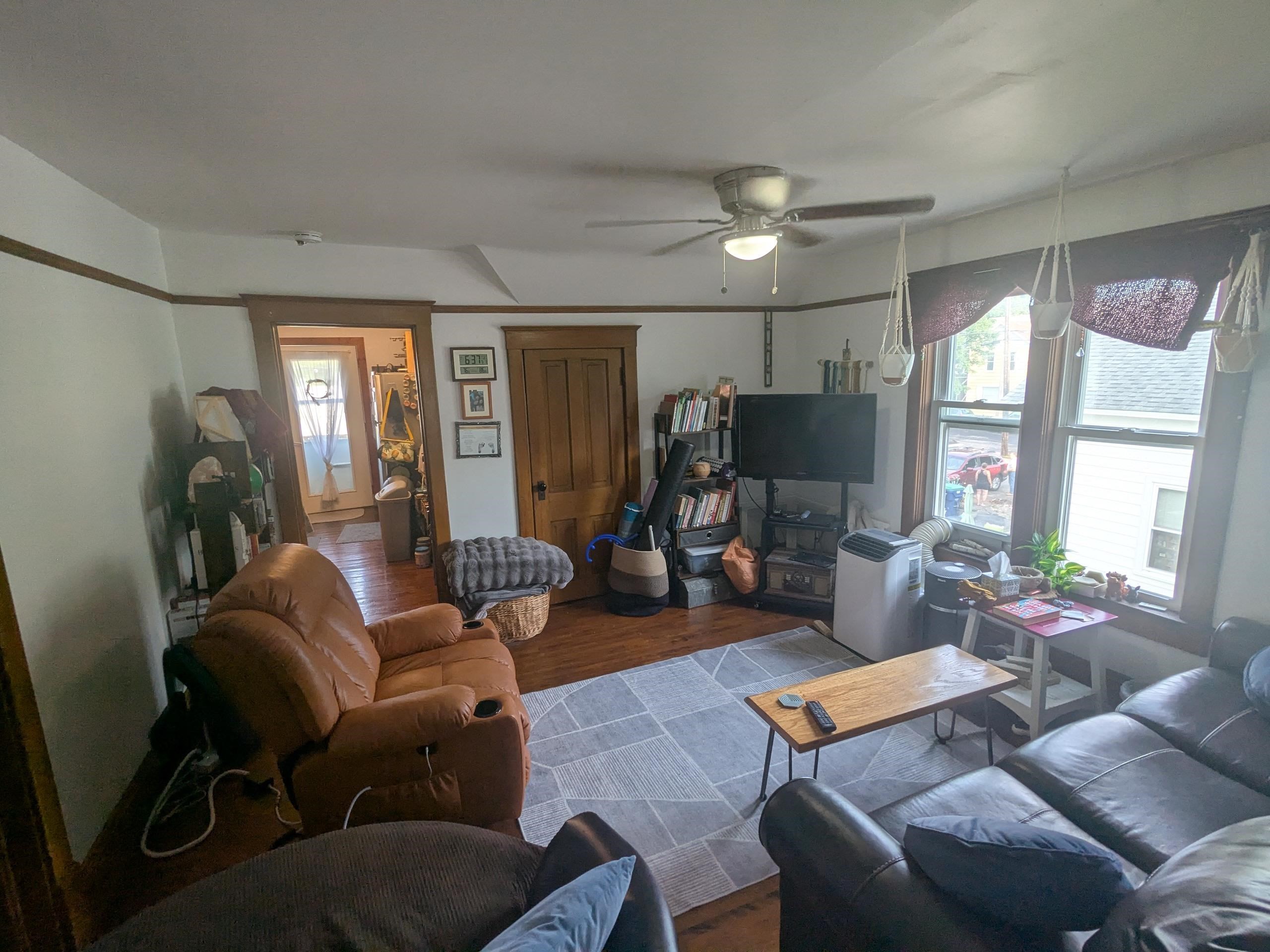 635 S 4th Avenue Property Photo 11