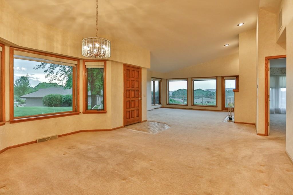 1135 Easthill Place Property Photo 13