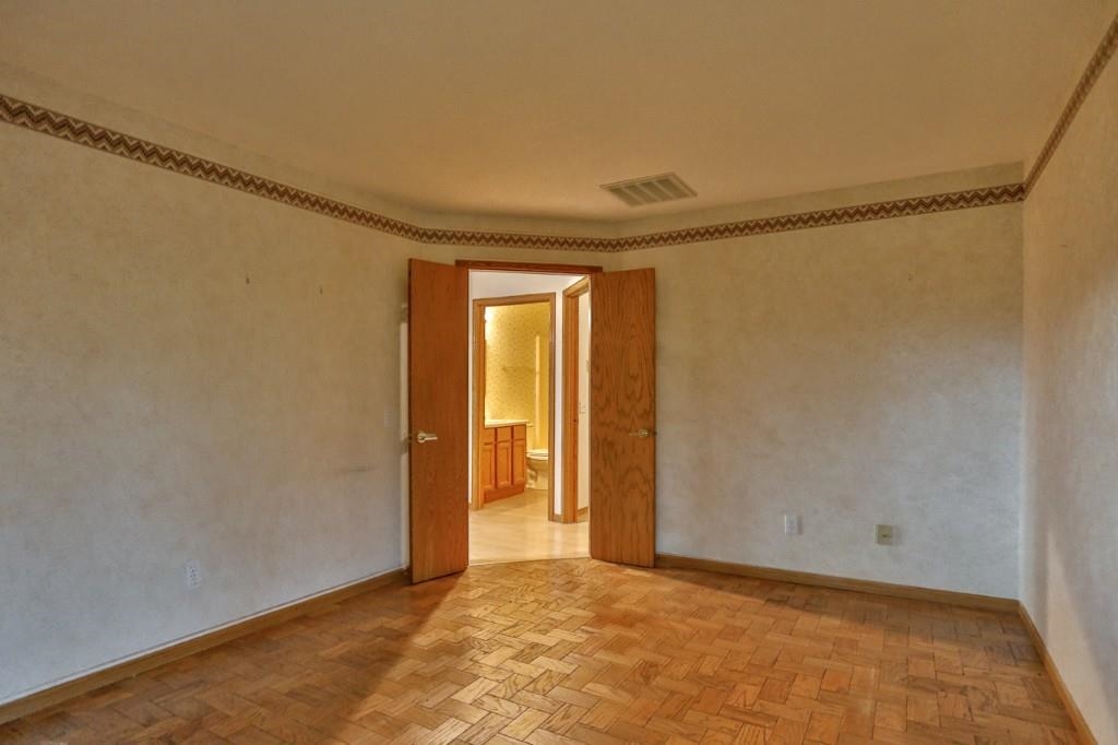 1135 Easthill Place Property Photo 25