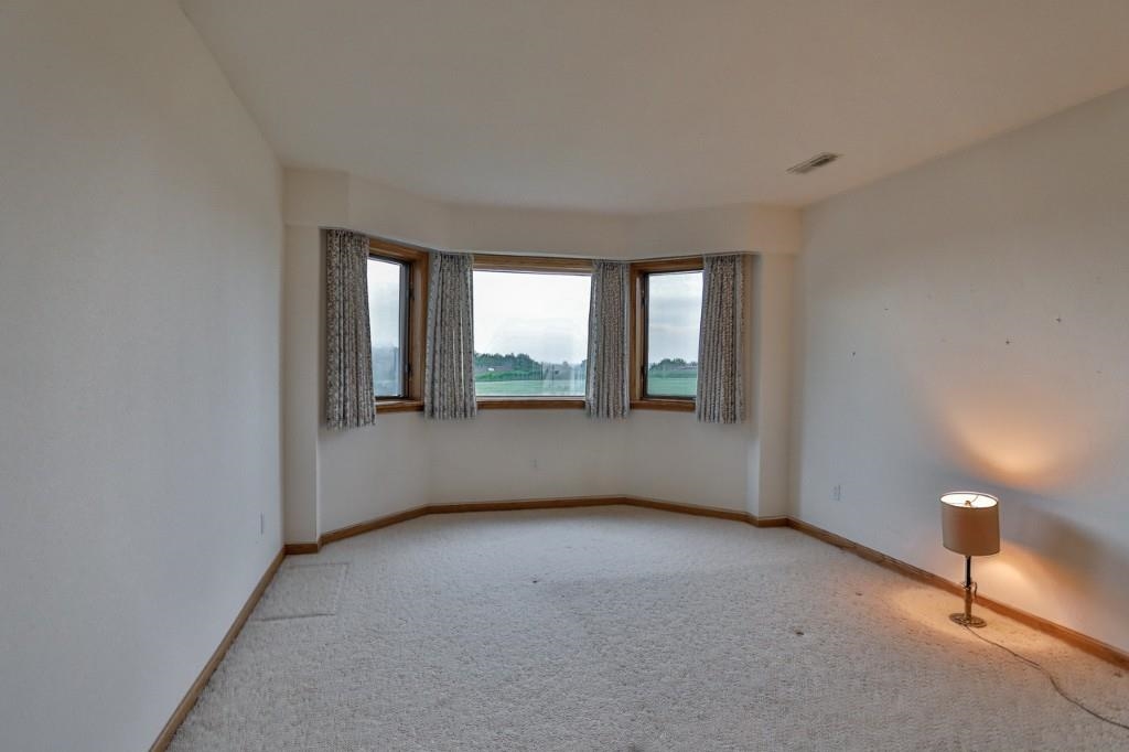 1135 Easthill Place Property Photo 32